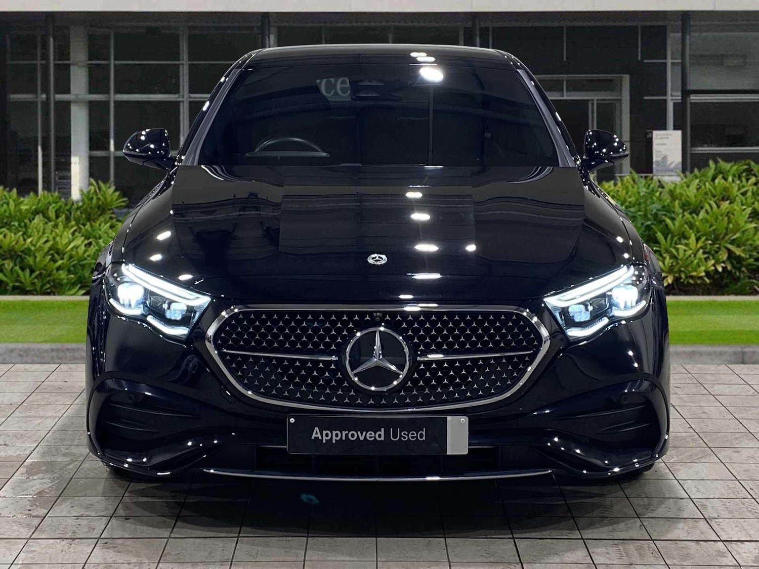 Used Mercedes-Benz E Class 2024 for sale - 77294200: Photo 2