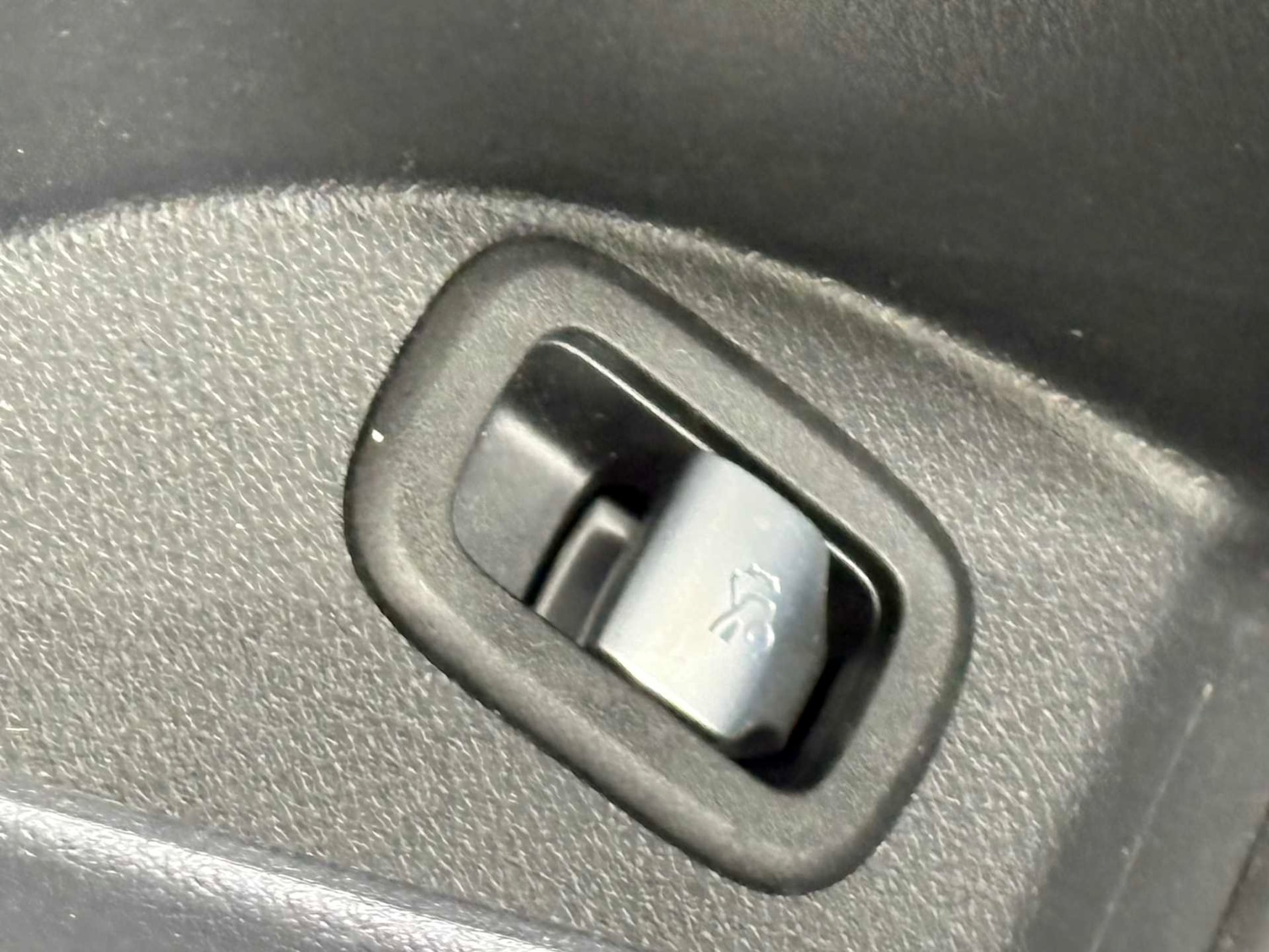 Used Mercedes-Benz GLC 2024 for sale - 76746104: Photo 22