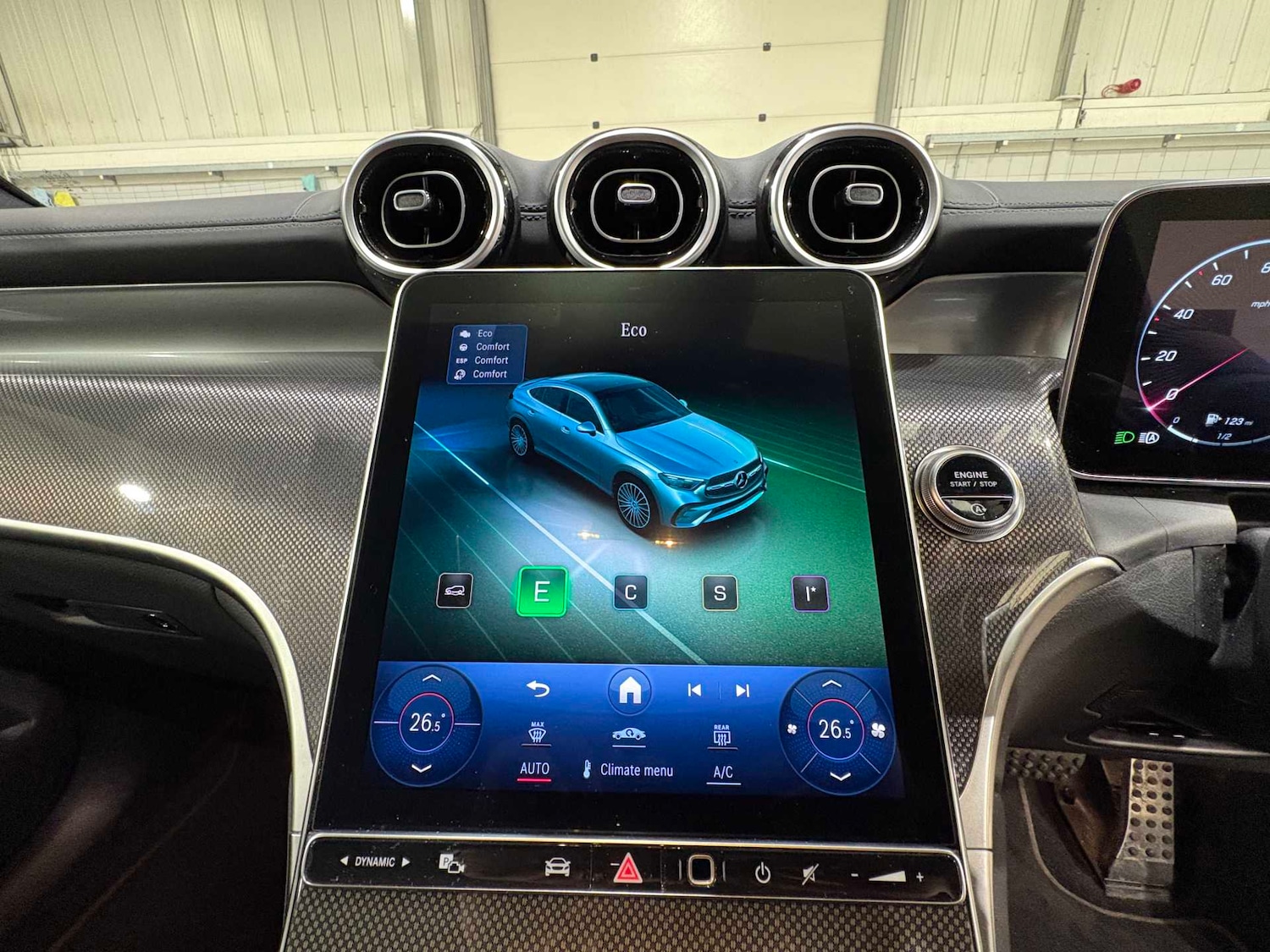 Used Mercedes-Benz GLC 2024 for sale - 76746104: Photo 30