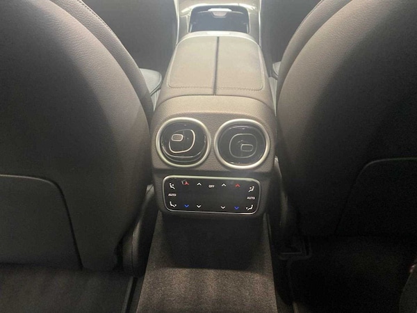 Used Mercedes-Benz C Class 2023 for sale - 75405387: Photo 34