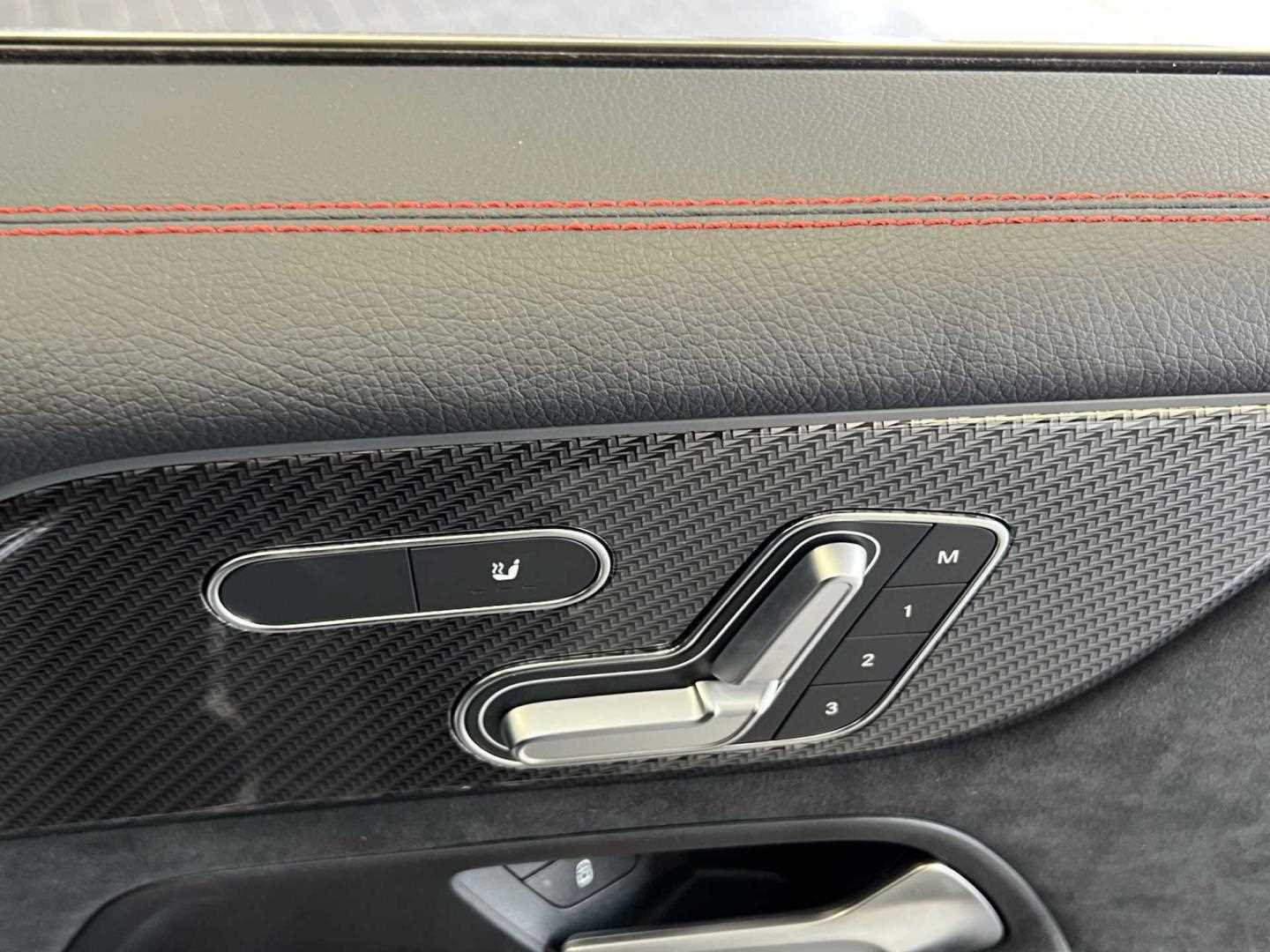 Used Mercedes-Benz GLB 2025 for sale - 77787028: Photo 27