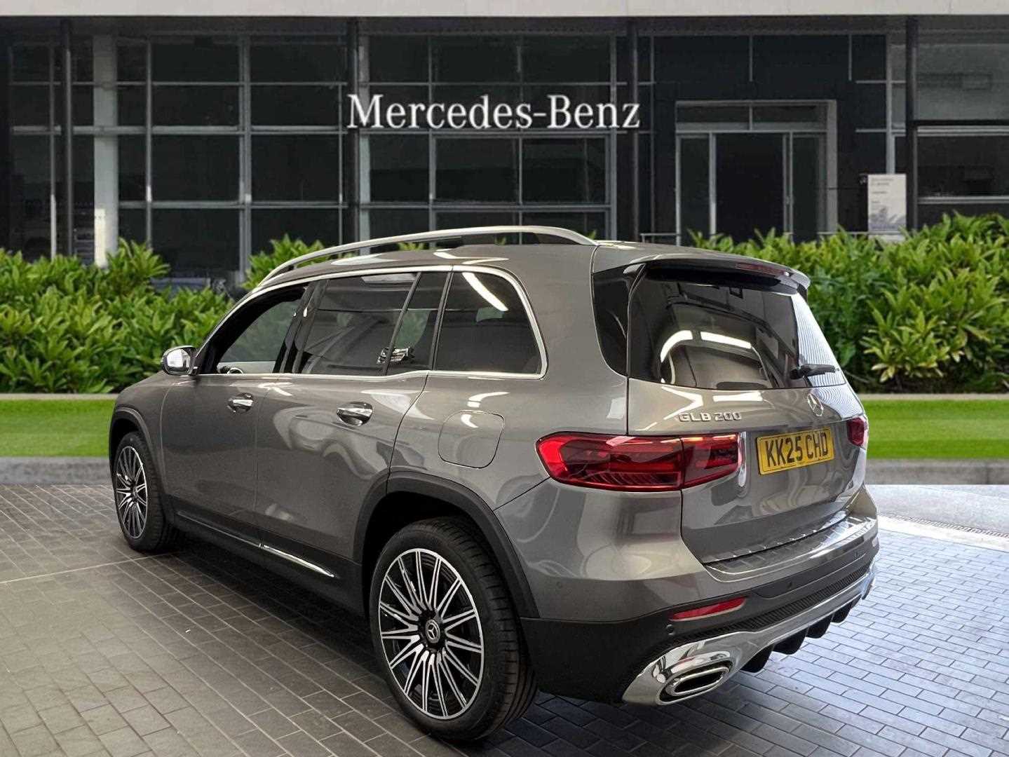 Used Mercedes-Benz GLB 2025 for sale - 77787028: Photo 4