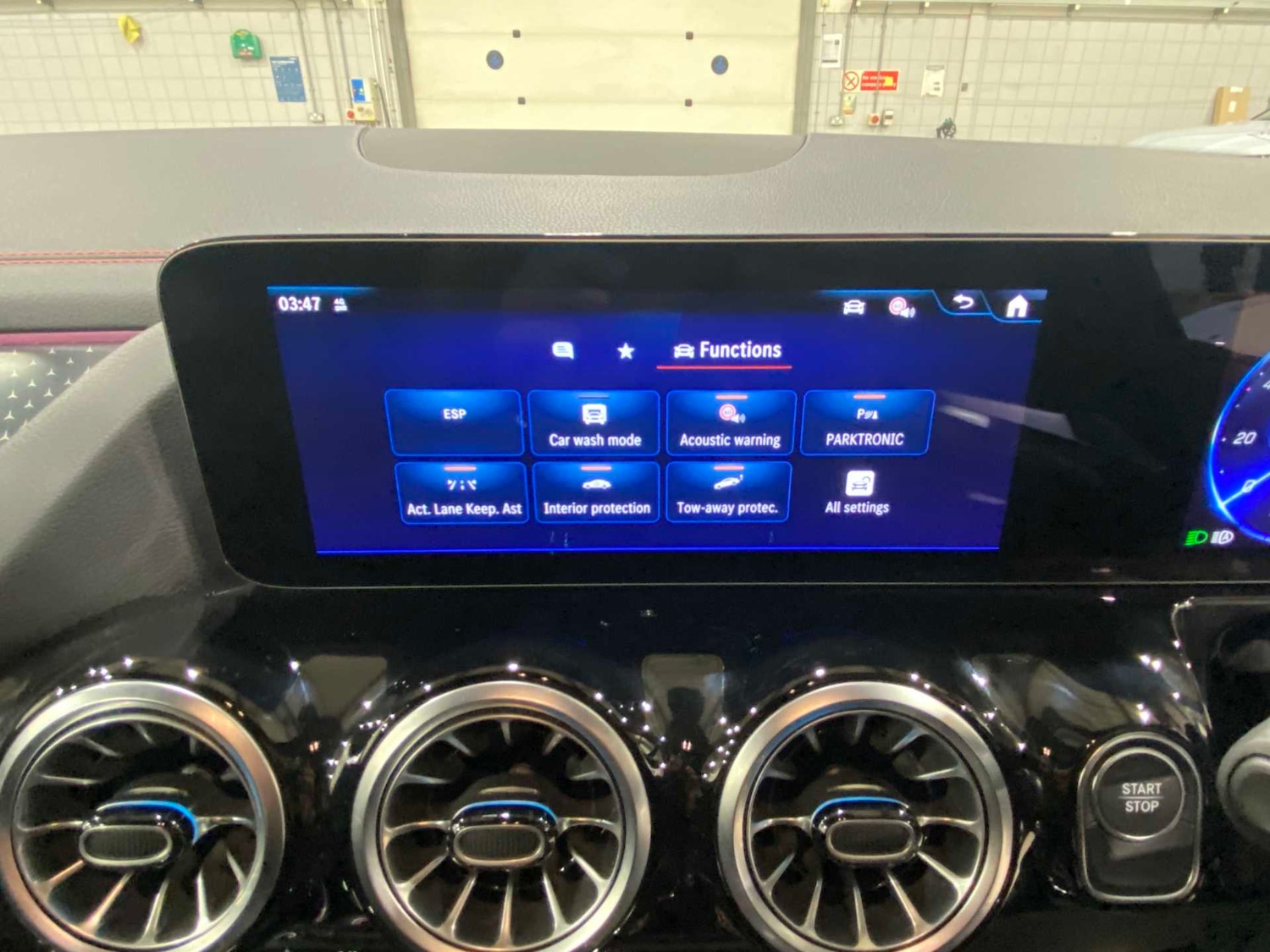 Used Mercedes-Benz EQA 2025 for sale - 77308399: Photo 31