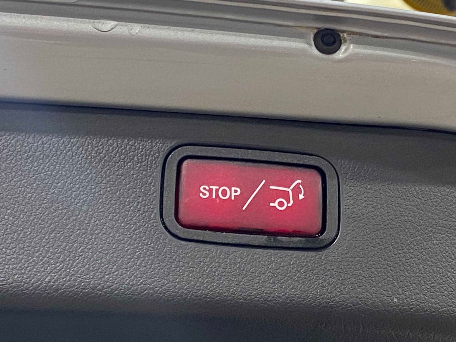 Used Mercedes-Benz C Class 2024 for sale - 77649076: Photo 16