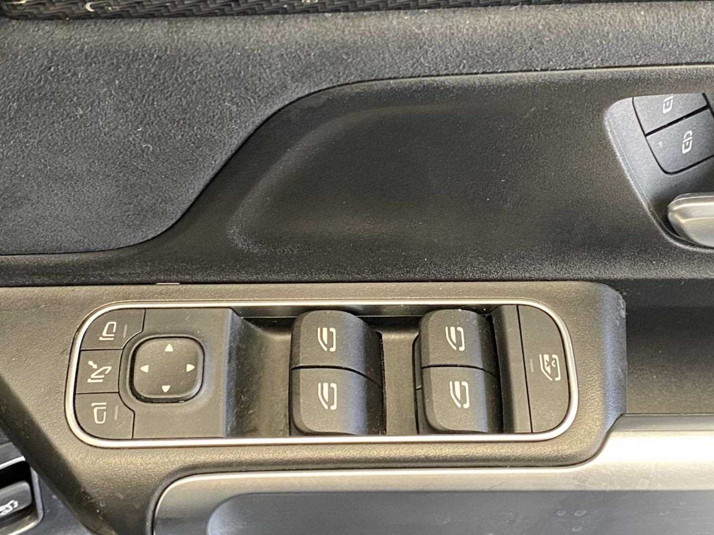 Used Mercedes-Benz GLB 2024 for sale - 76476014: Photo 22