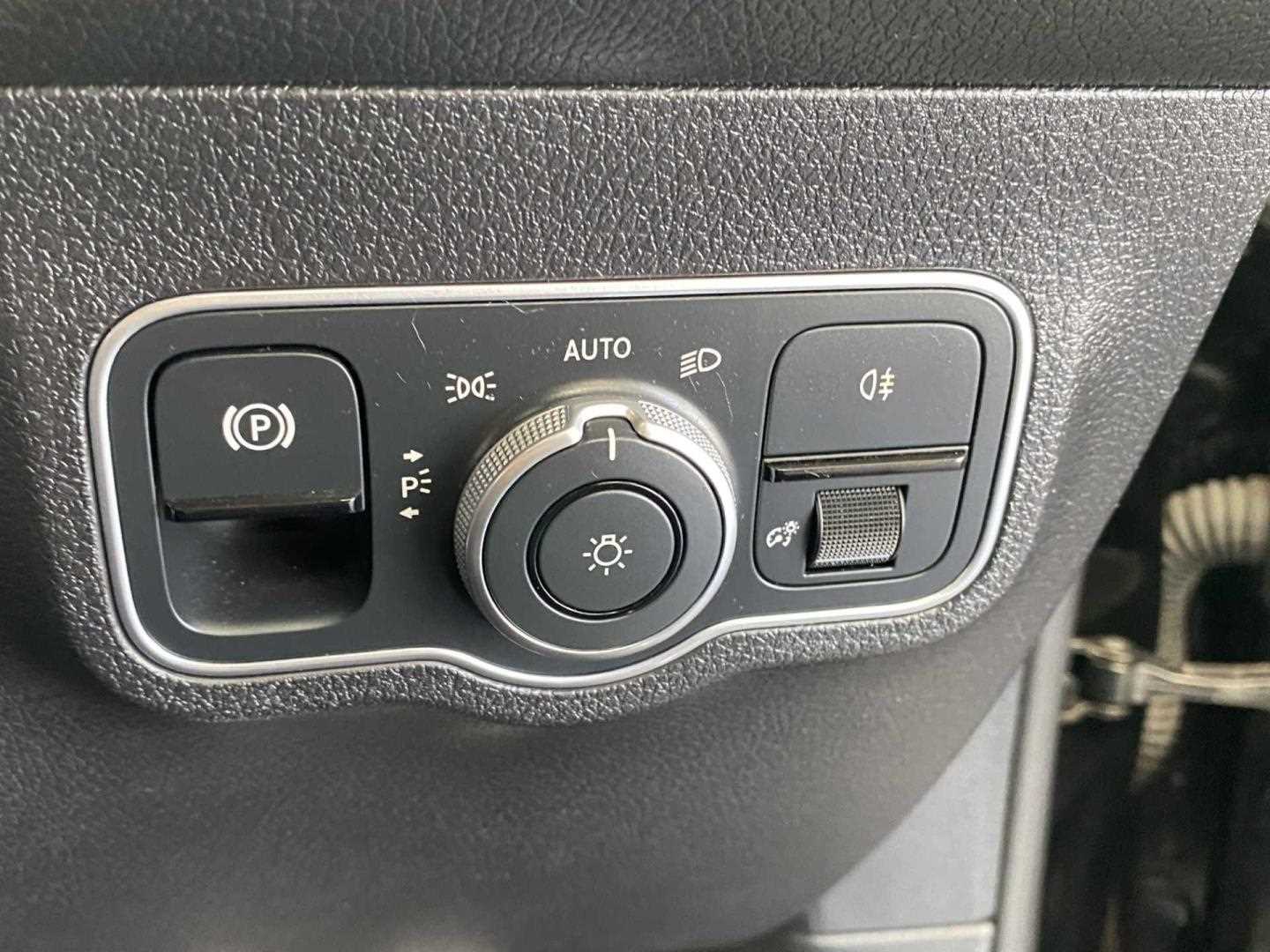 Used Mercedes-Benz GLB 2024 for sale - 76476014: Photo 24