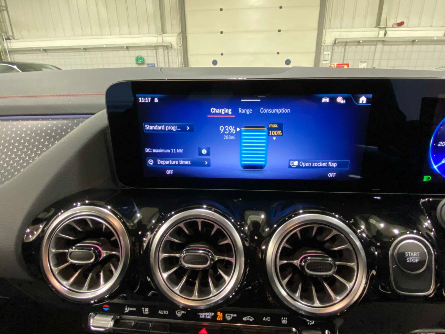 Used Mercedes-Benz EQA 2025 for sale - 77787105: Photo 27