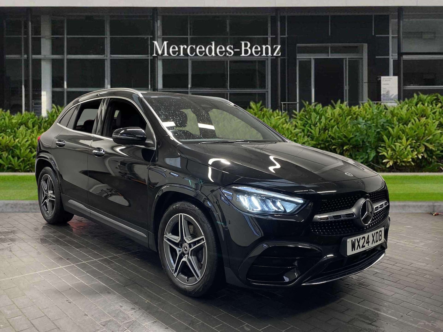 Used Mercedes-Benz GLA 2024 for sale - 76435620: Photo 1