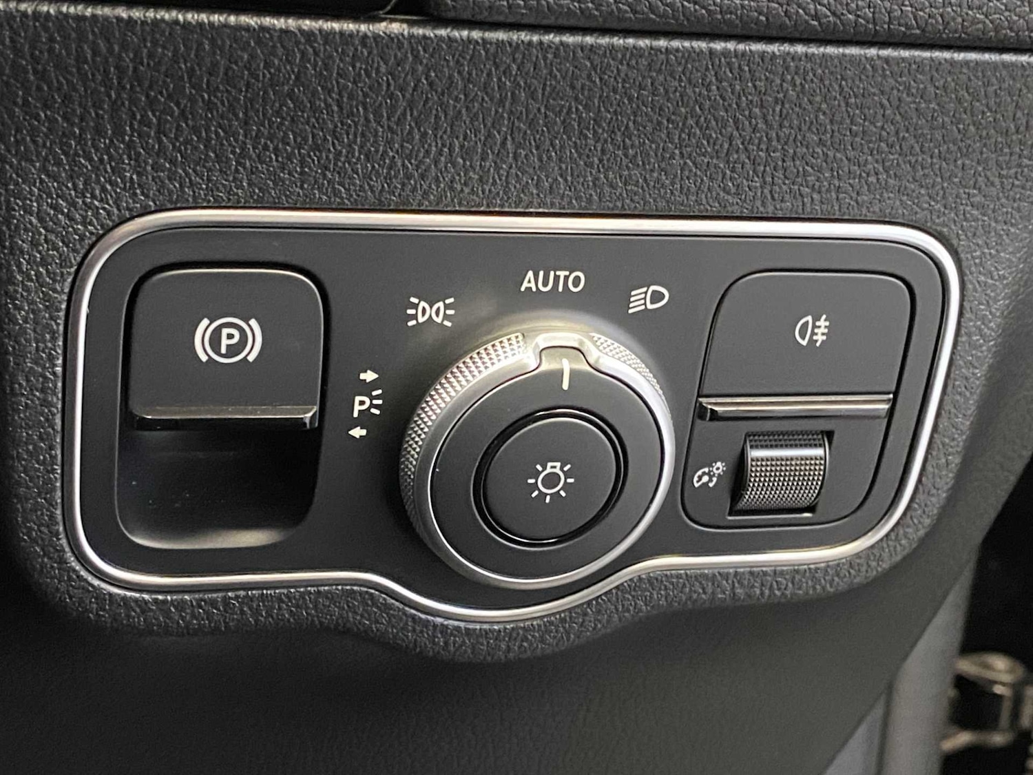 Used Mercedes-Benz GLA 2024 for sale - 76435620: Photo 23