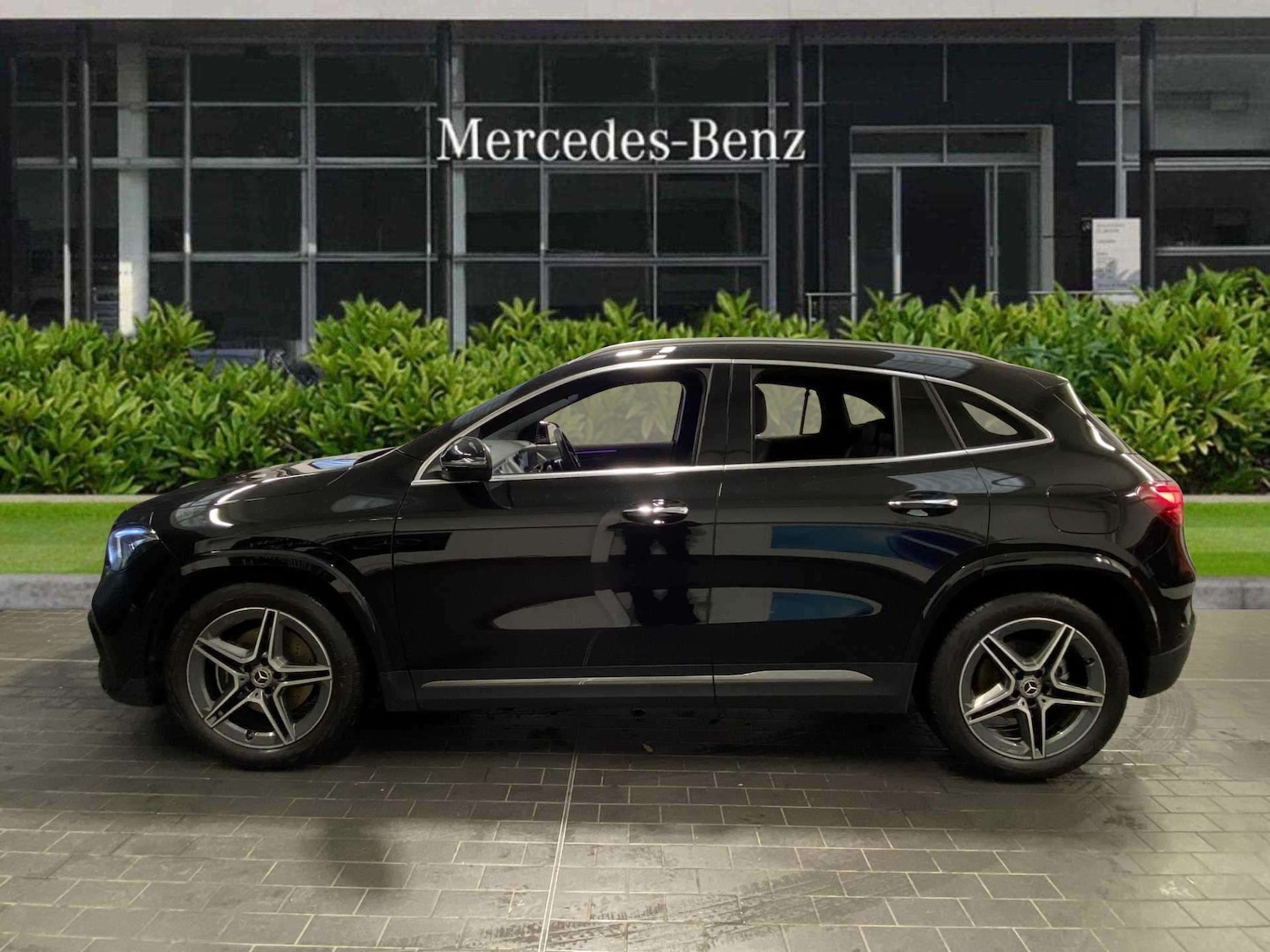 Used Mercedes-Benz GLA 2024 for sale - 76435620: Photo 4