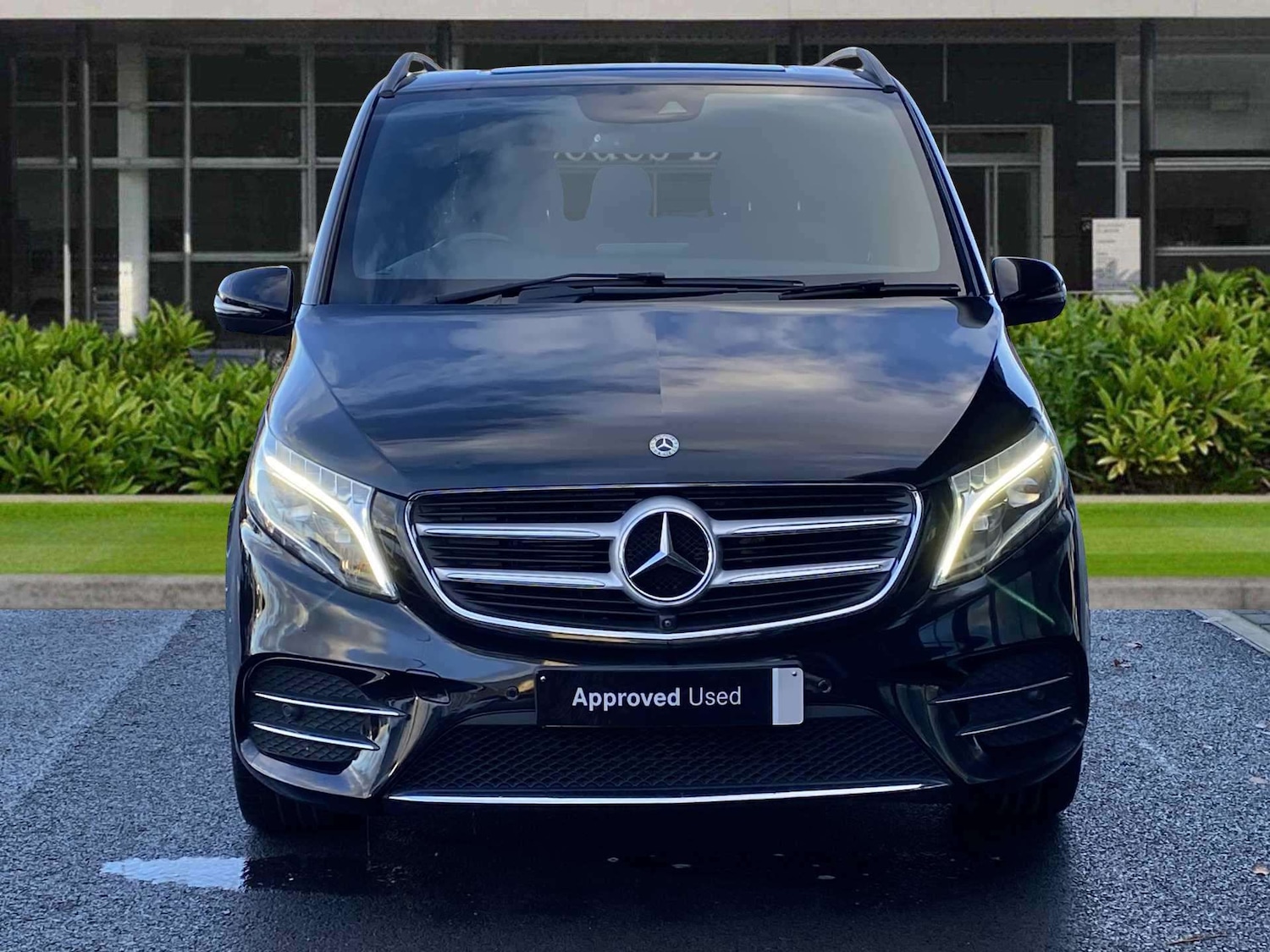 Used Mercedes-Benz V-Class 2019 for sale - 77011064: Photo 2