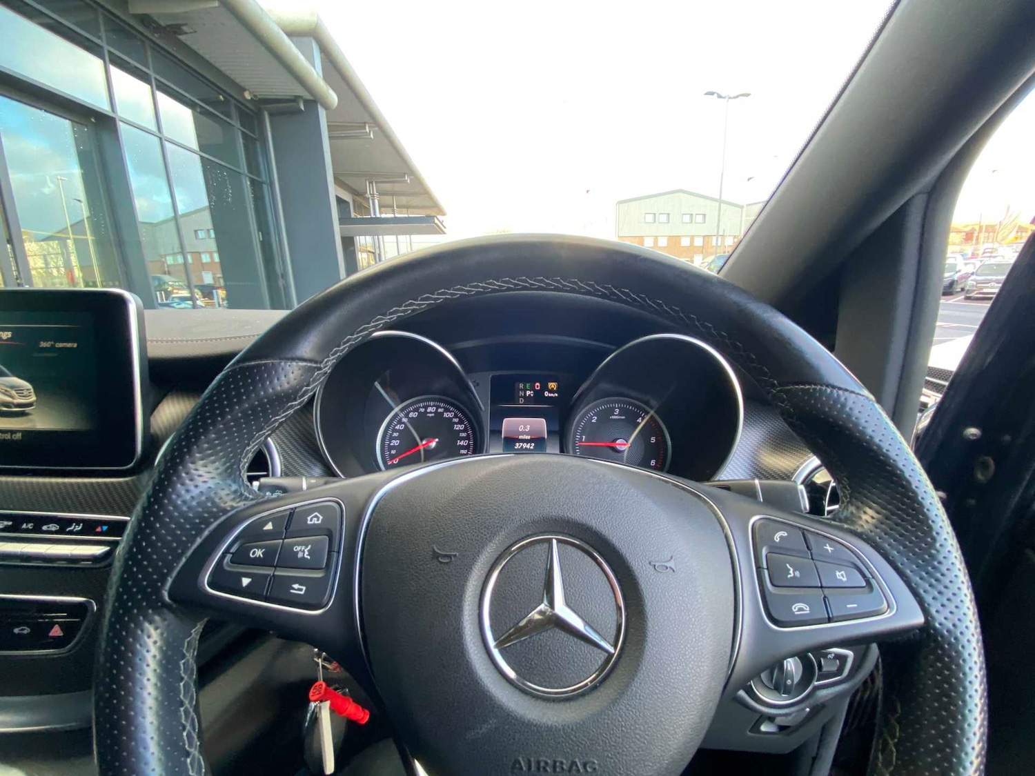 Used Mercedes-Benz V-Class 2019 for sale - 77011064: Photo 33