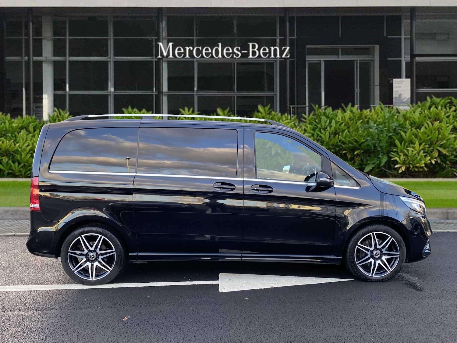 Used Mercedes-Benz V-Class 2019 for sale - 77011064: Photo 8