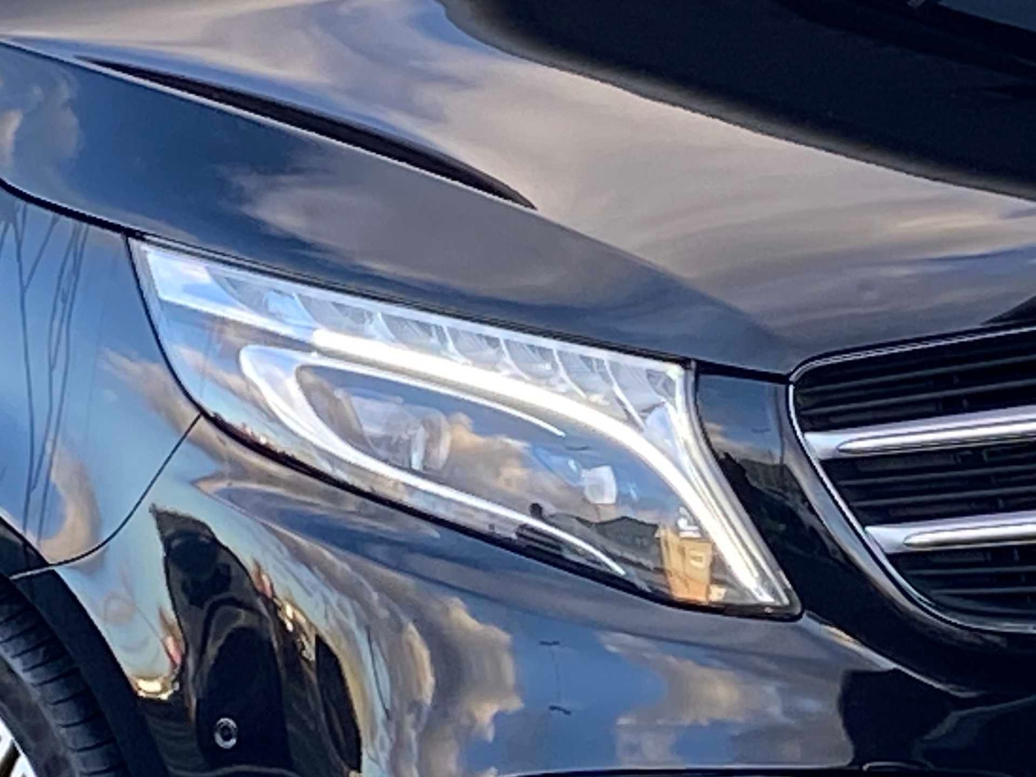 Used Mercedes-Benz V-Class 2019 for sale - 77011064: Photo 9