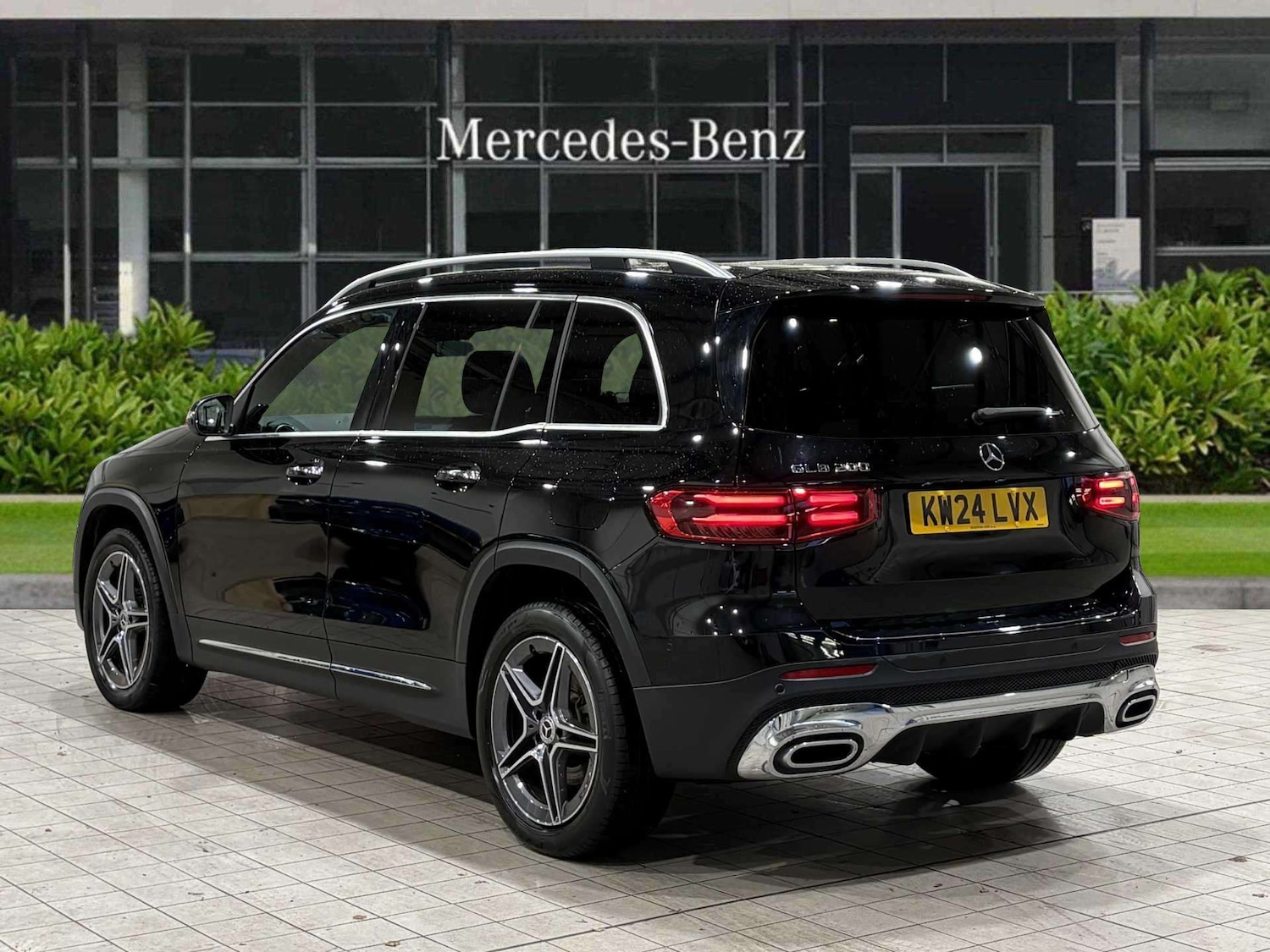 Used Mercedes-Benz GLB 2024 for sale - 76540789: Photo 5