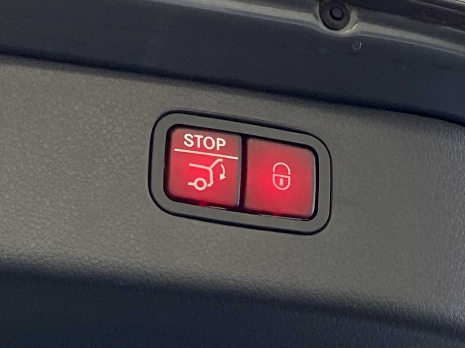 Used Mercedes-Benz C Class 2023 for sale - 75917764: Photo 16