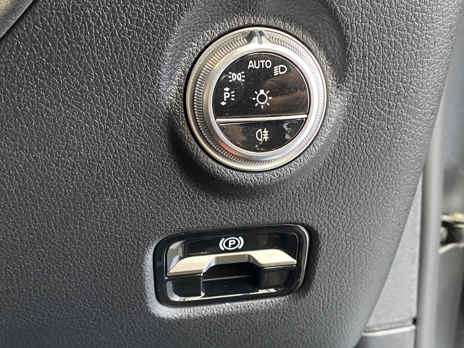 Used Mercedes-Benz C Class 2023 for sale - 75917764: Photo 23