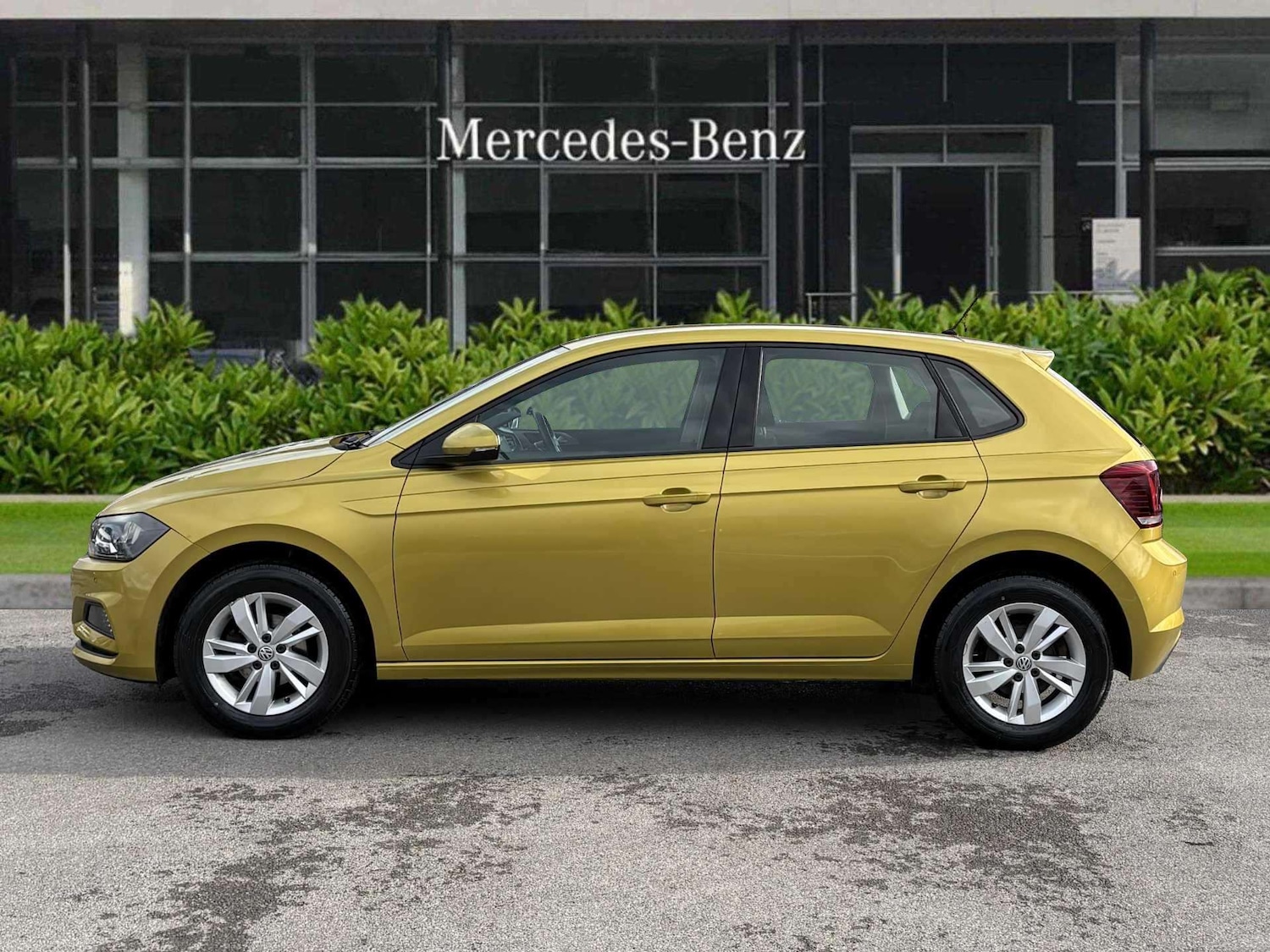 Used Volkswagen Polo 2018 for sale - 76390706: Photo 4