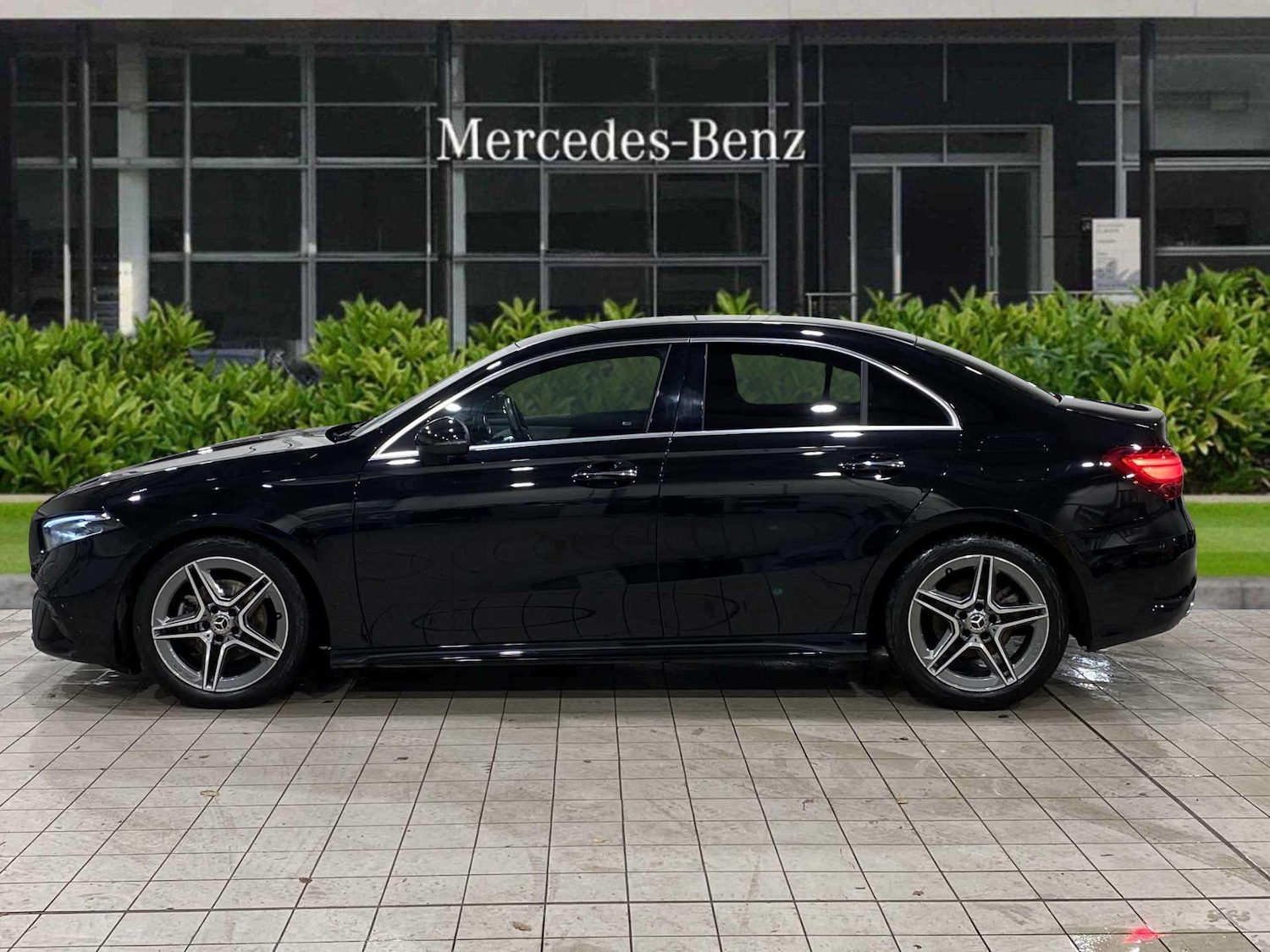 Used Mercedes-Benz A-Class 2023 for sale - 76827549: Photo 4