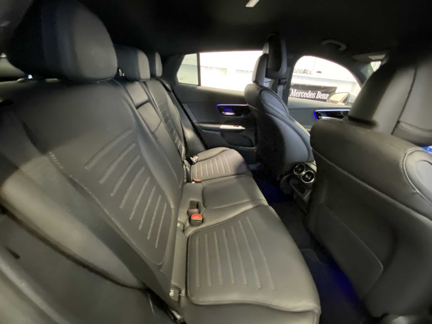 Used Mercedes-Benz GLC 2023 for sale - 76411407: Photo 18