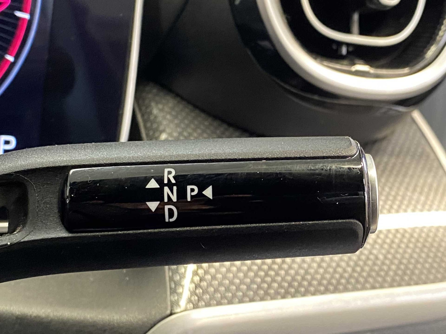 Used Mercedes-Benz GLC 2023 for sale - 76411407: Photo 25