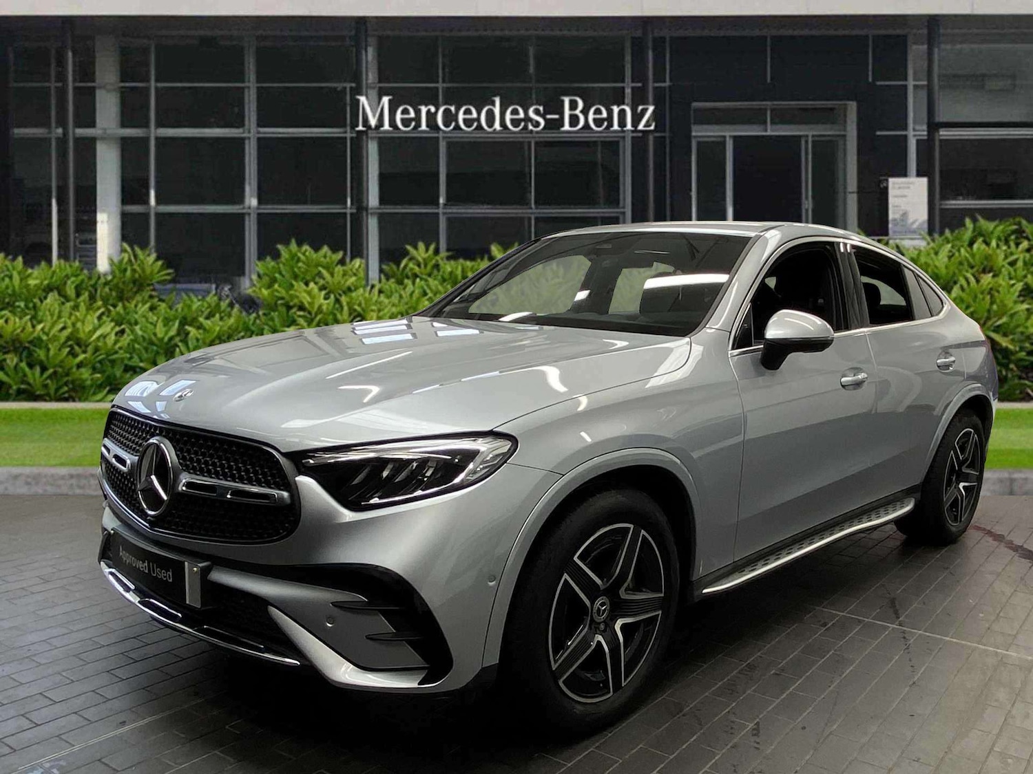 Used Mercedes-Benz GLC 2023 for sale - 76411407: Photo 3