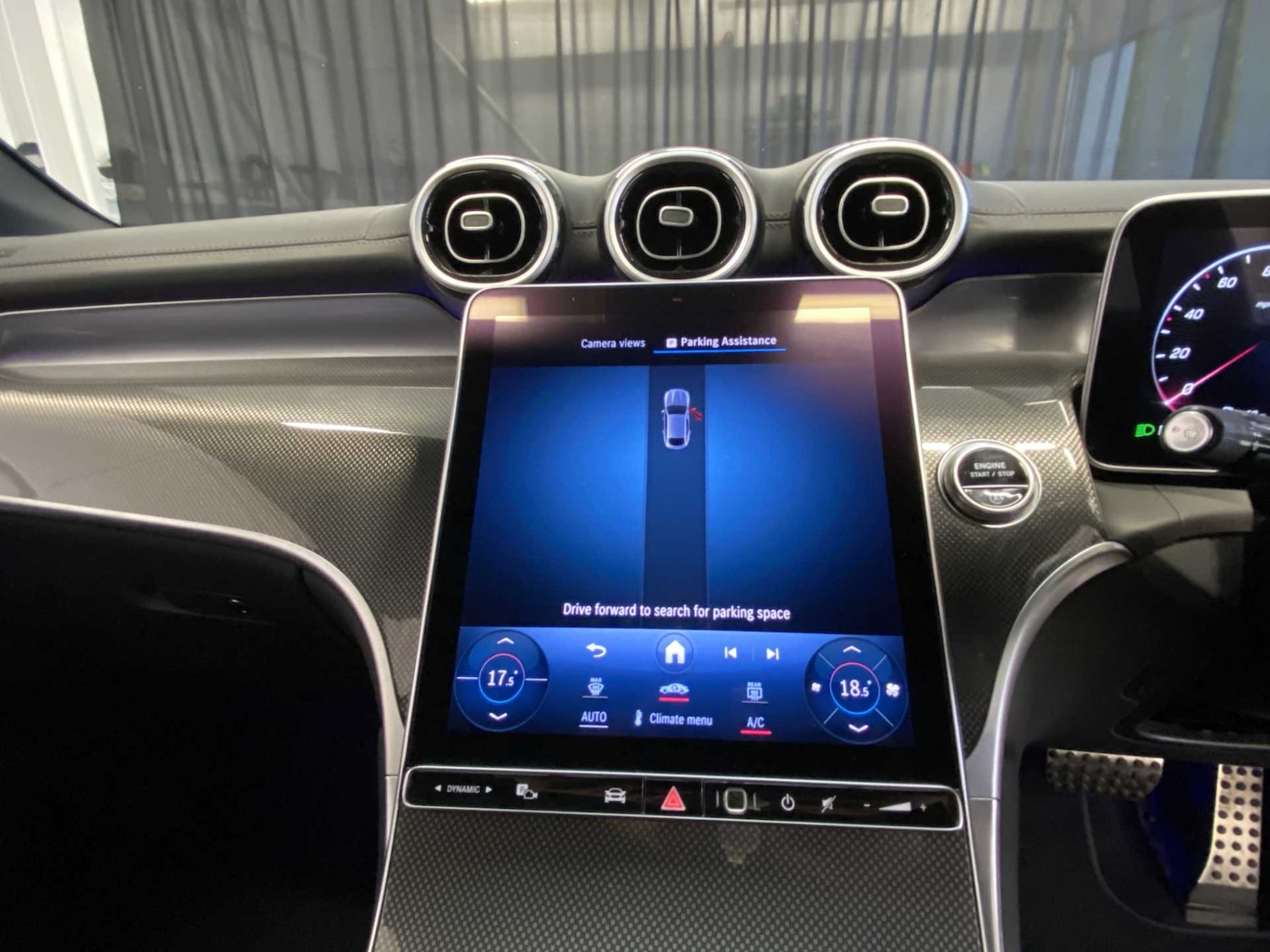 Used Mercedes-Benz GLC 2023 for sale - 76411407: Photo 33