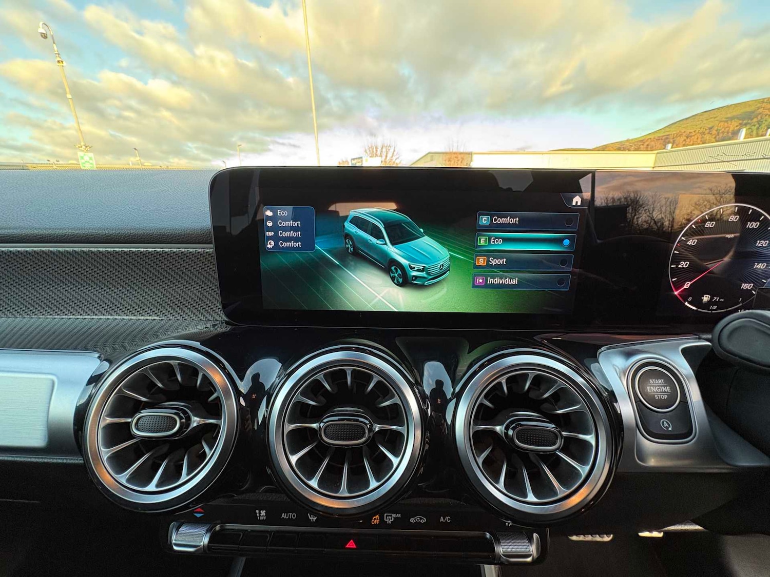 Used Mercedes-Benz GLB 2024 for sale - 76540854: Photo 33