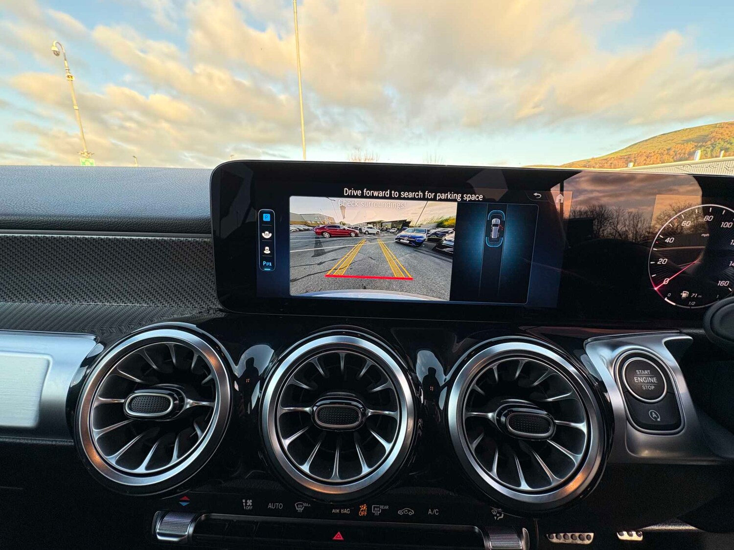 Used Mercedes-Benz GLB 2024 for sale - 76540854: Photo 35