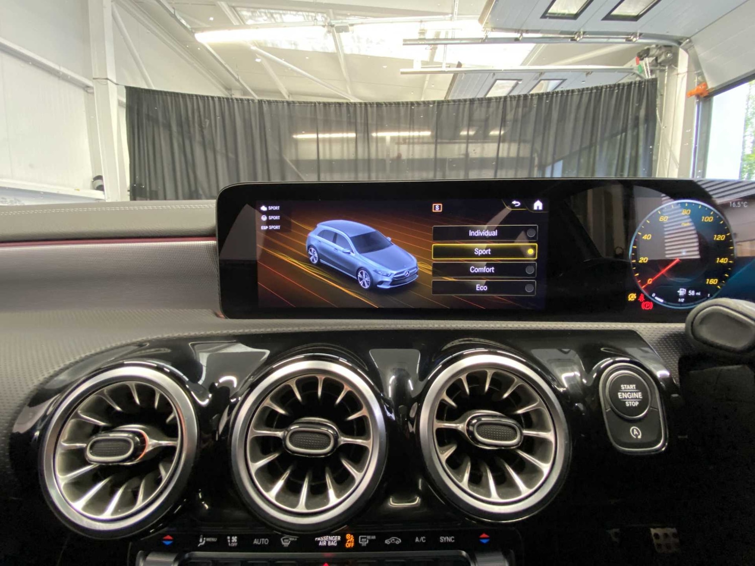 Used Mercedes-Benz A-Class 2022 for sale - 76610677: Photo 30