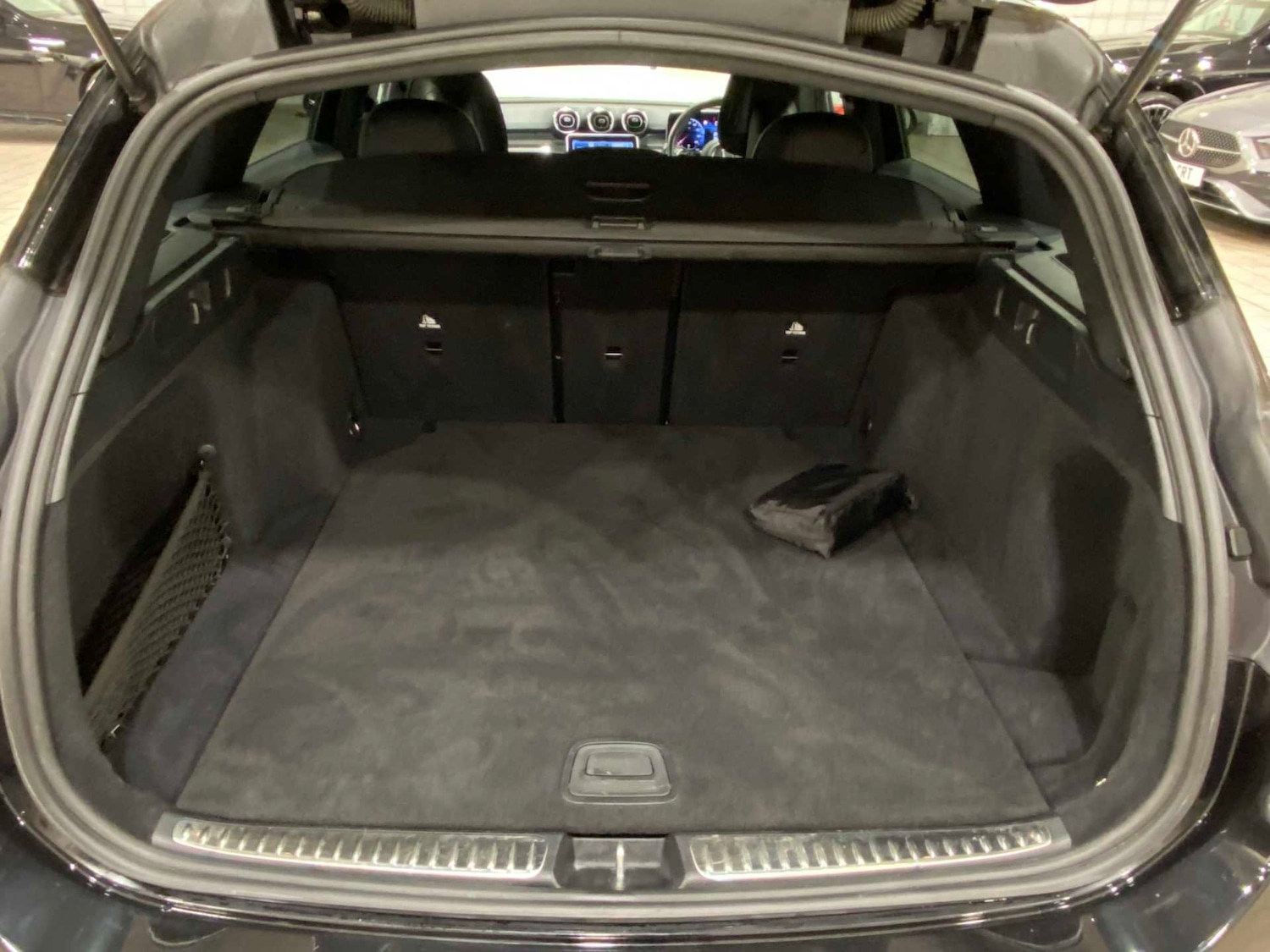 Used Mercedes-Benz C Class 2023 for sale - 76746135: Photo 15