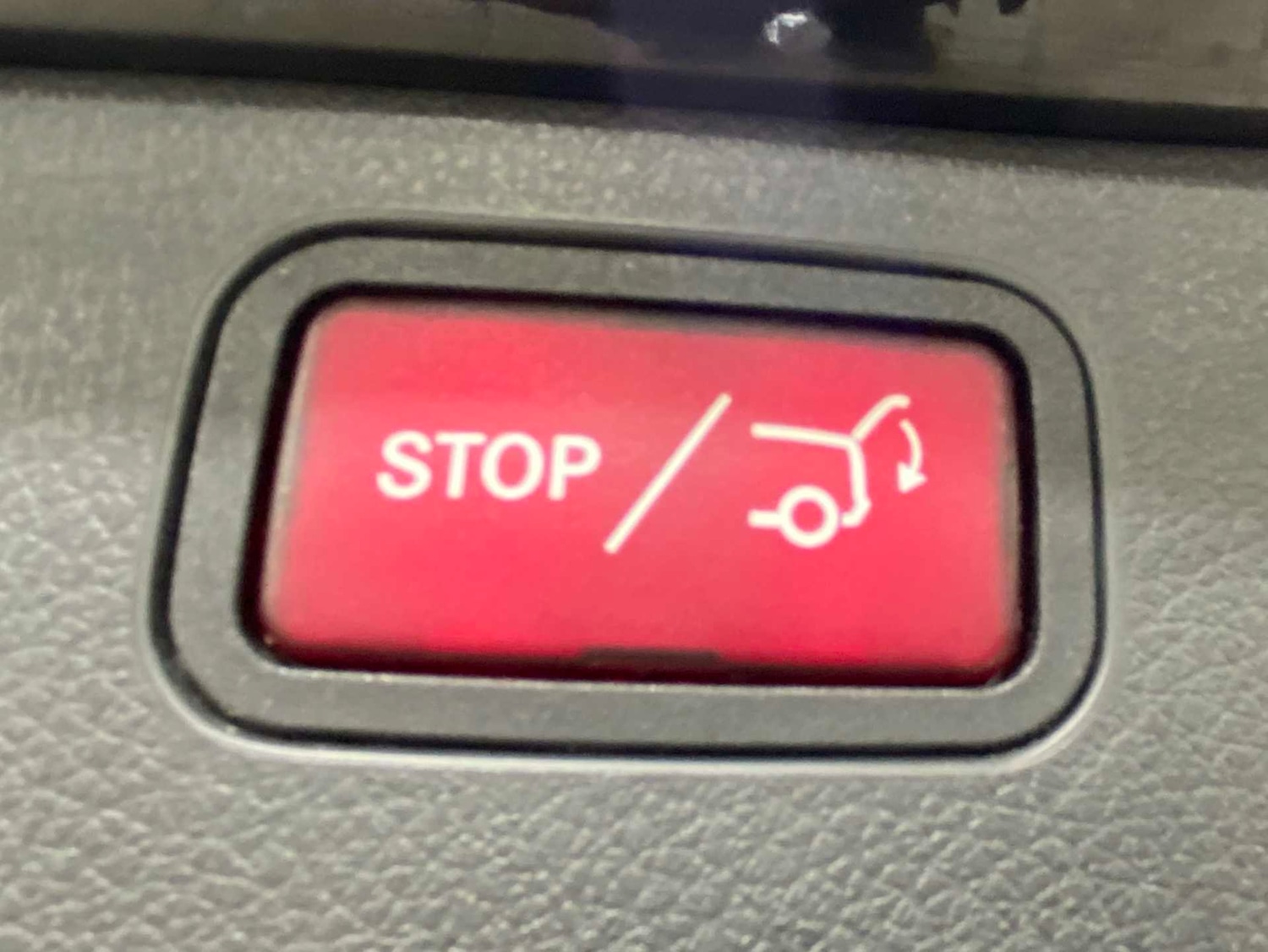 Used Mercedes-Benz C Class 2023 for sale - 76746135: Photo 16