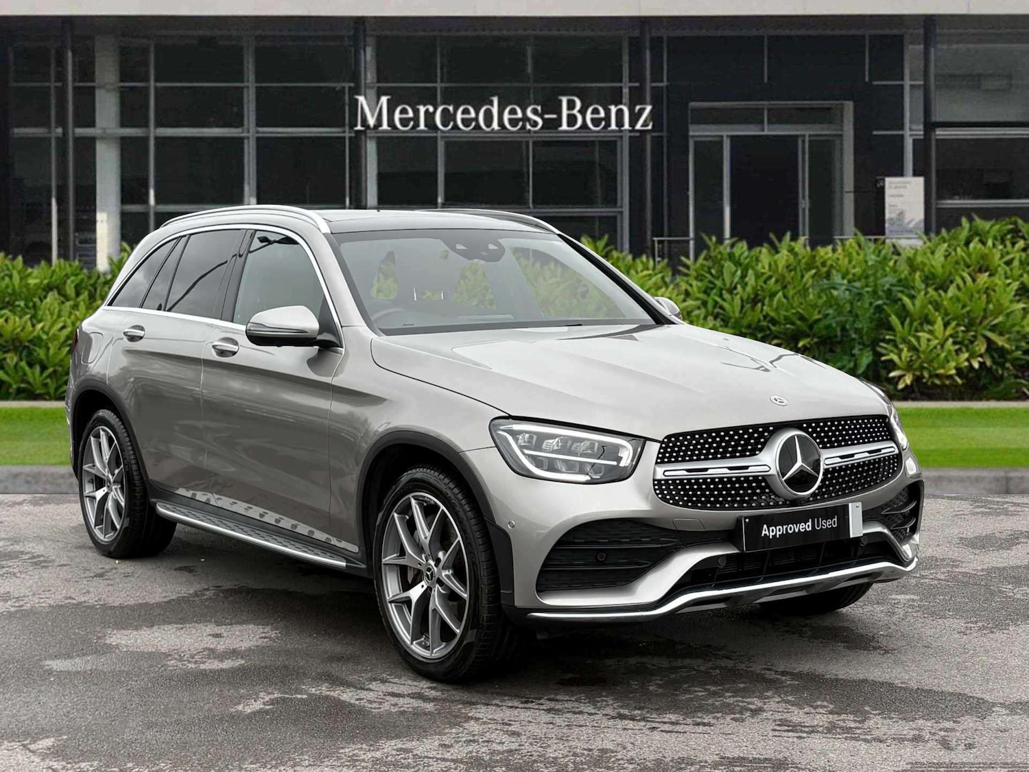 Used Mercedes-Benz GLC 2021 for sale - 76692079: Photo 1
