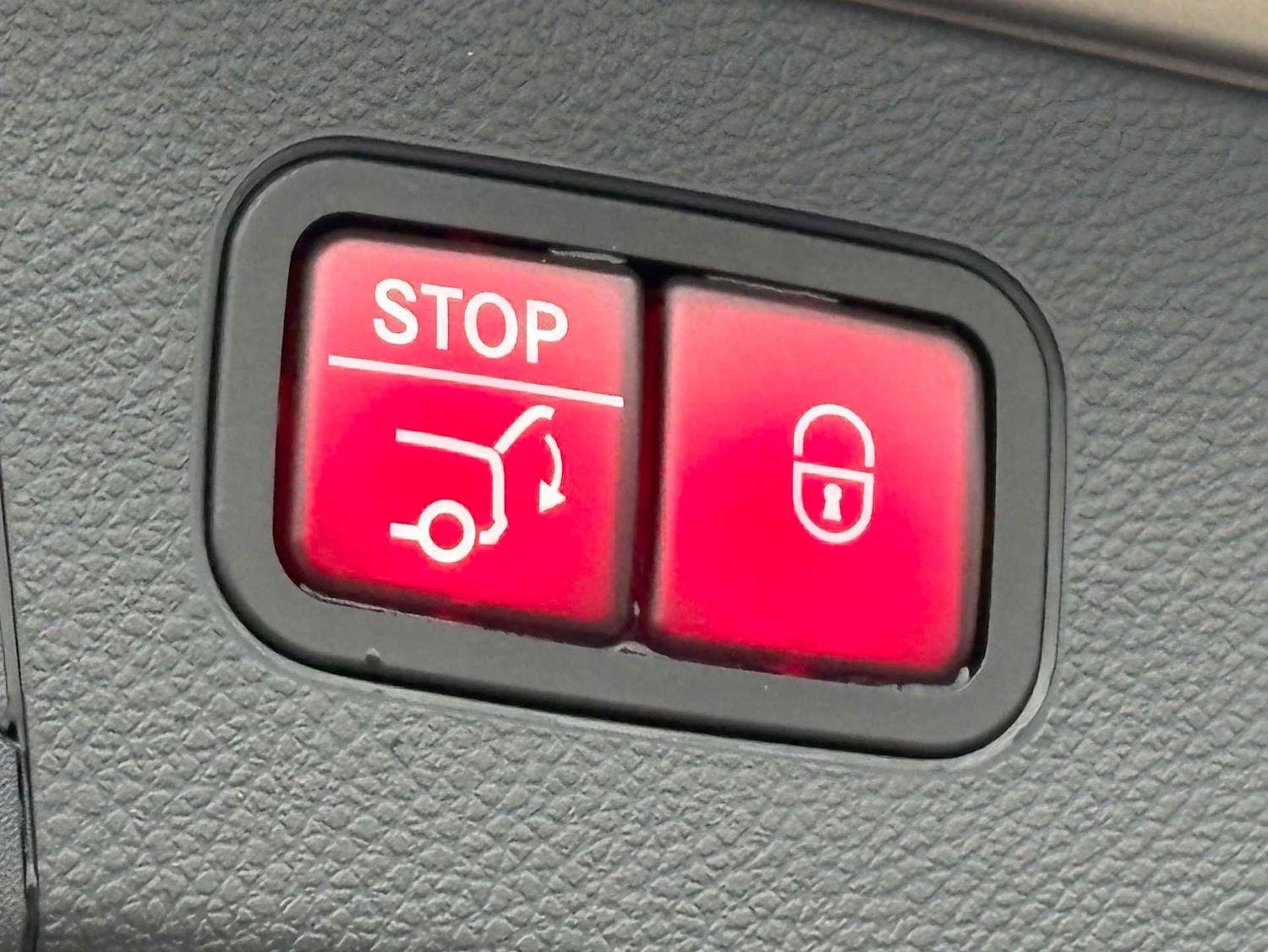 Used Mercedes-Benz GLC 2021 for sale - 76692079: Photo 17