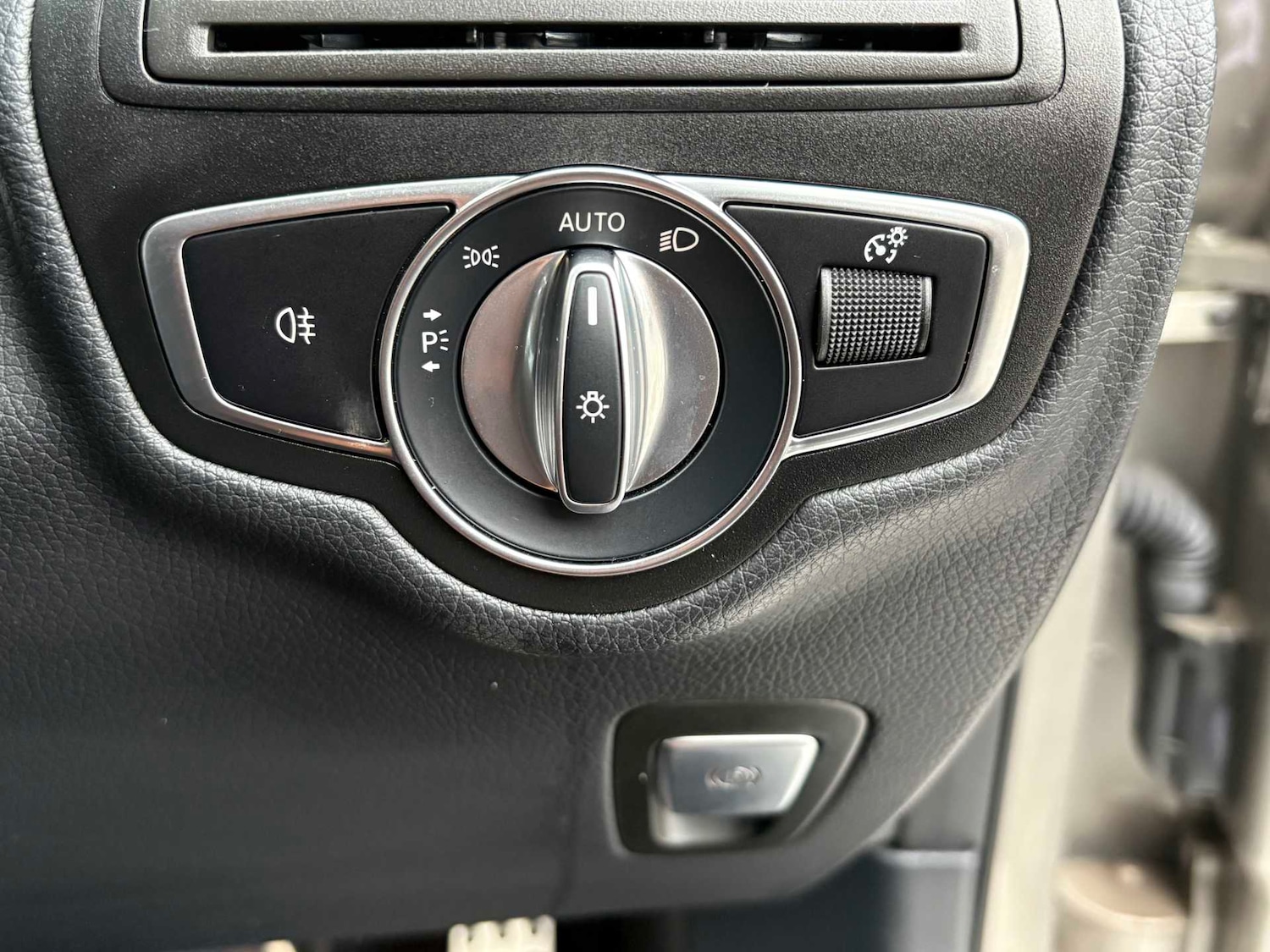 Used Mercedes-Benz GLC 2021 for sale - 76692079: Photo 25