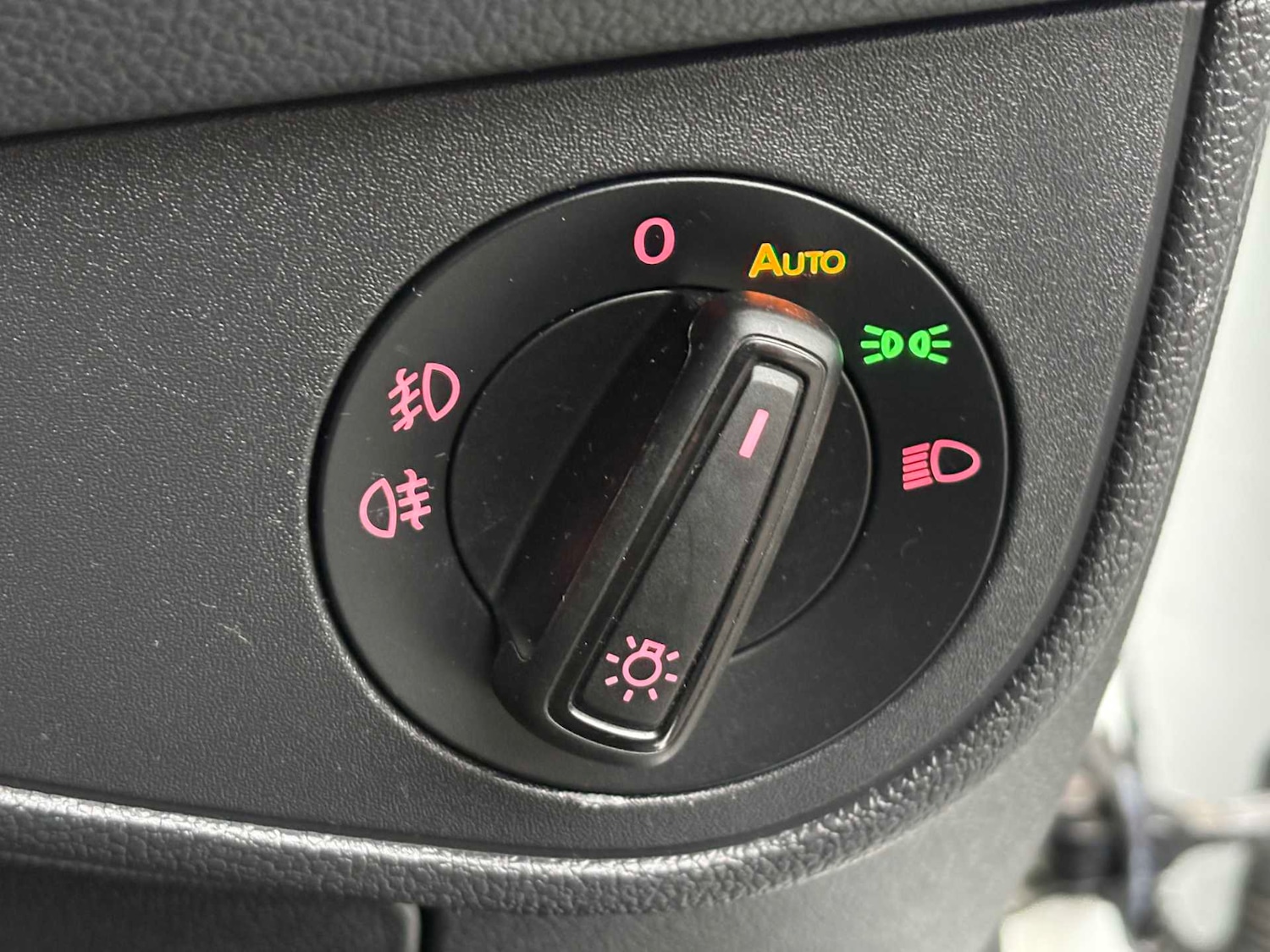 Used Volkswagen Polo 2019 for sale - 76460275: Photo 22