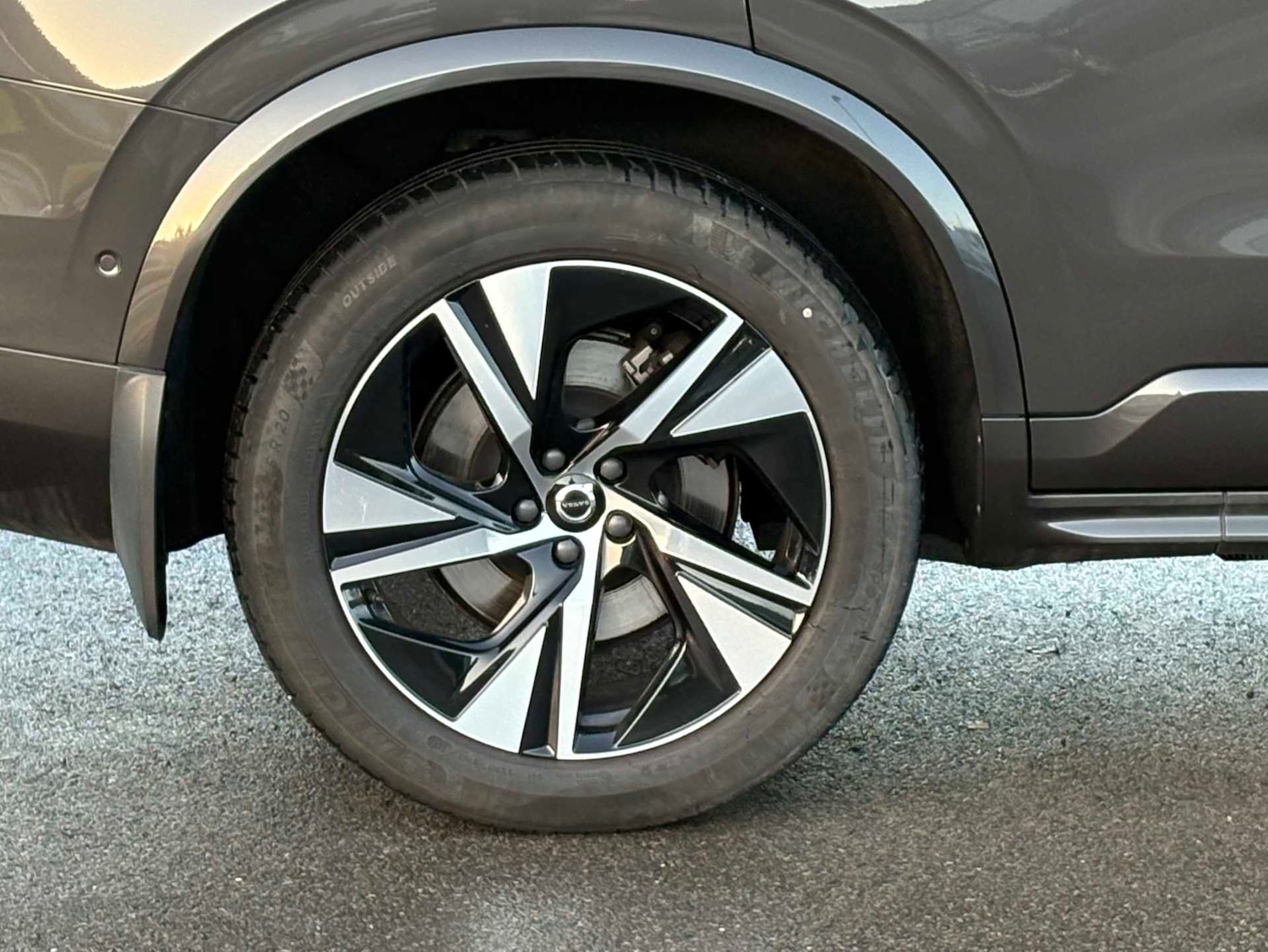 Used Volvo XC90 2023 for sale - 76575890: Photo 10