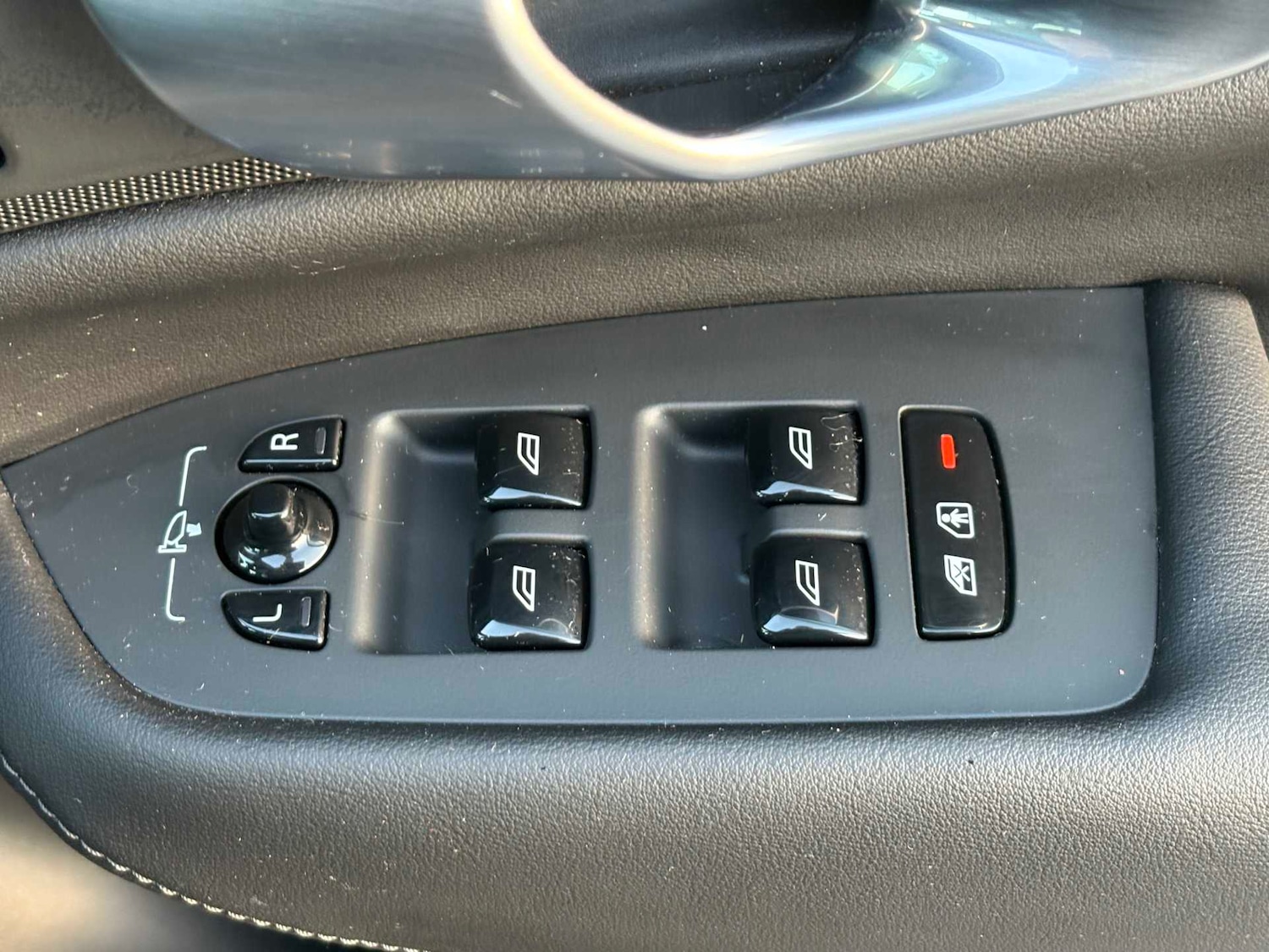 Used Volvo XC90 2023 for sale - 76575890: Photo 25