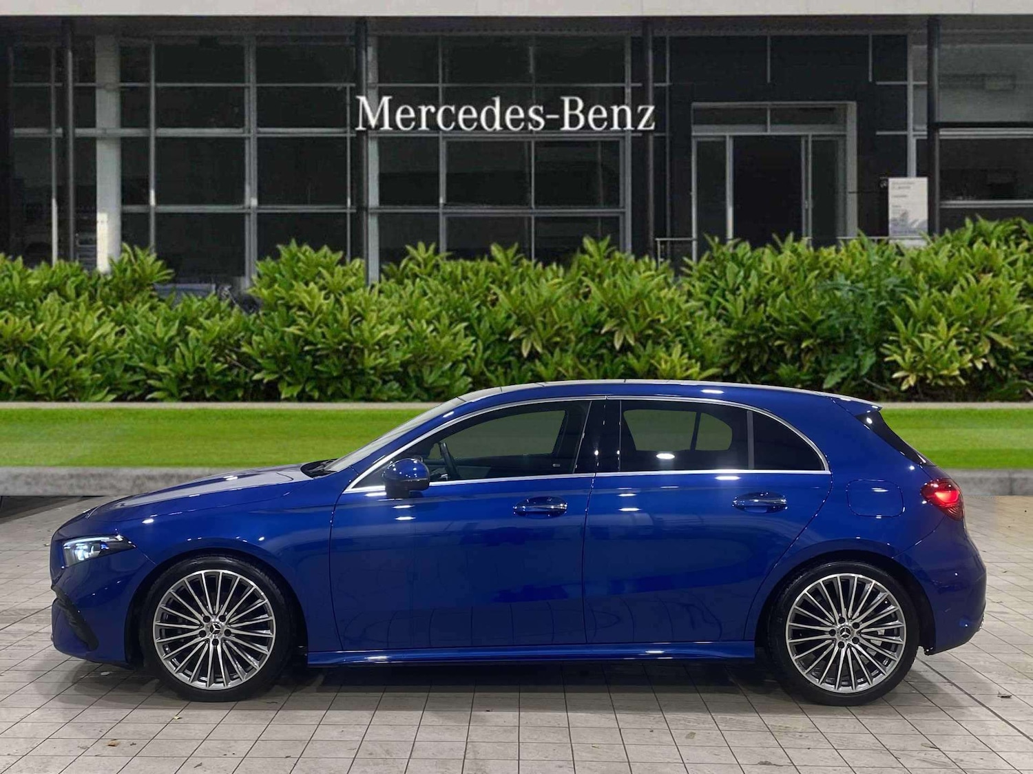 Used Mercedes-Benz A-Class 2024 for sale - 76827557: Photo 4