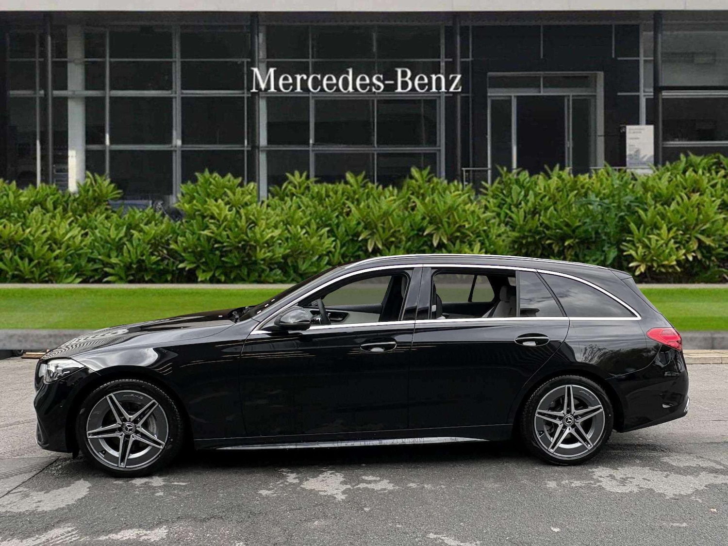 Used Mercedes-Benz C Class 2025 for sale - 77472724: Photo 4