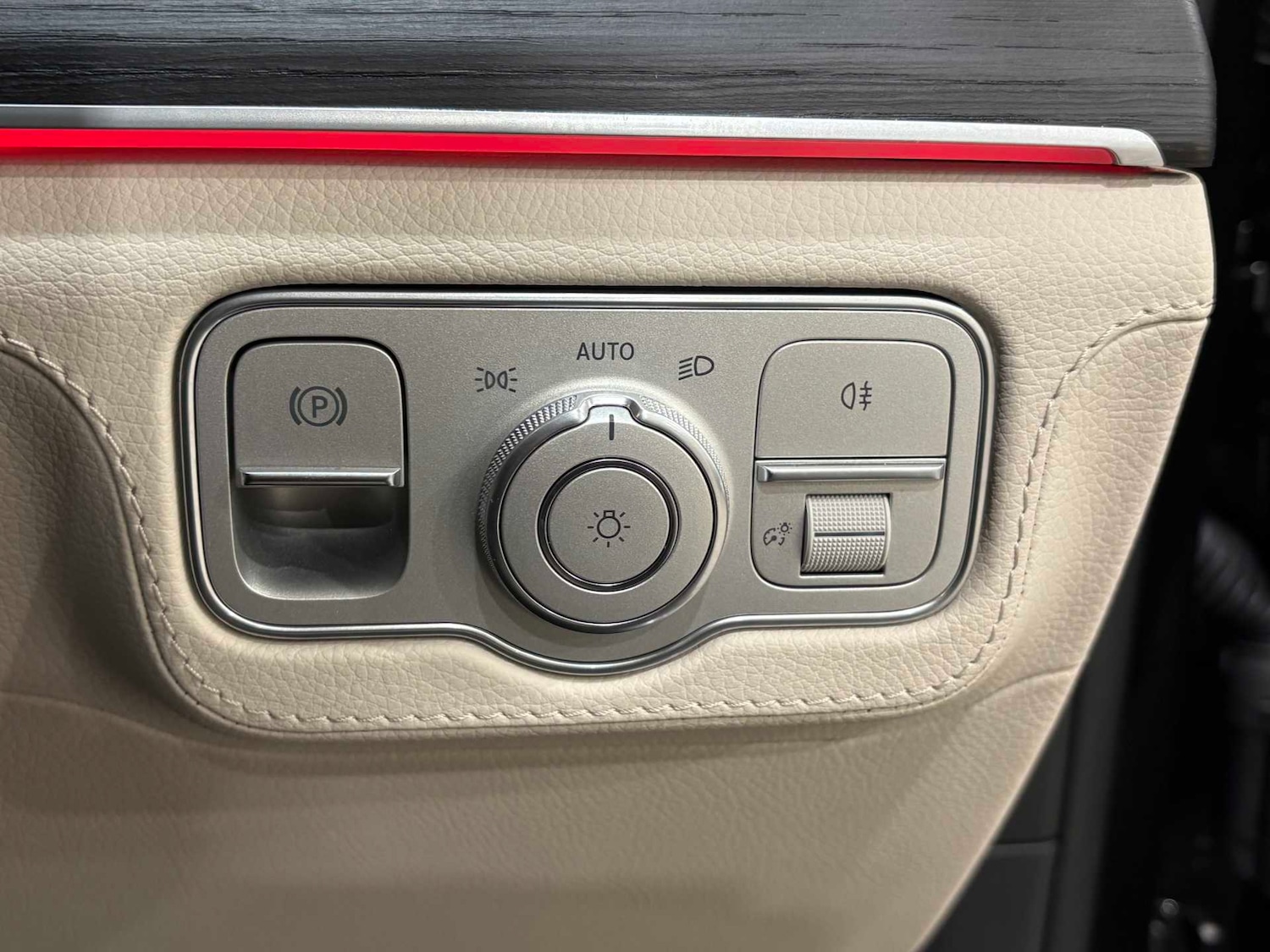 Used Mercedes-Benz GLE 2025 for sale - 76636784: Photo 26