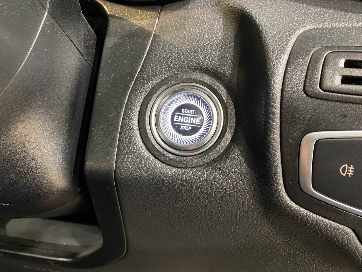 Used Mercedes-Benz GLC 2022 for sale - 77164433: Photo 26