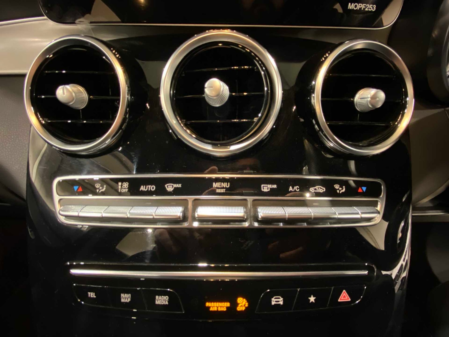 Used Mercedes-Benz GLC 2022 for sale - 77164433: Photo 33