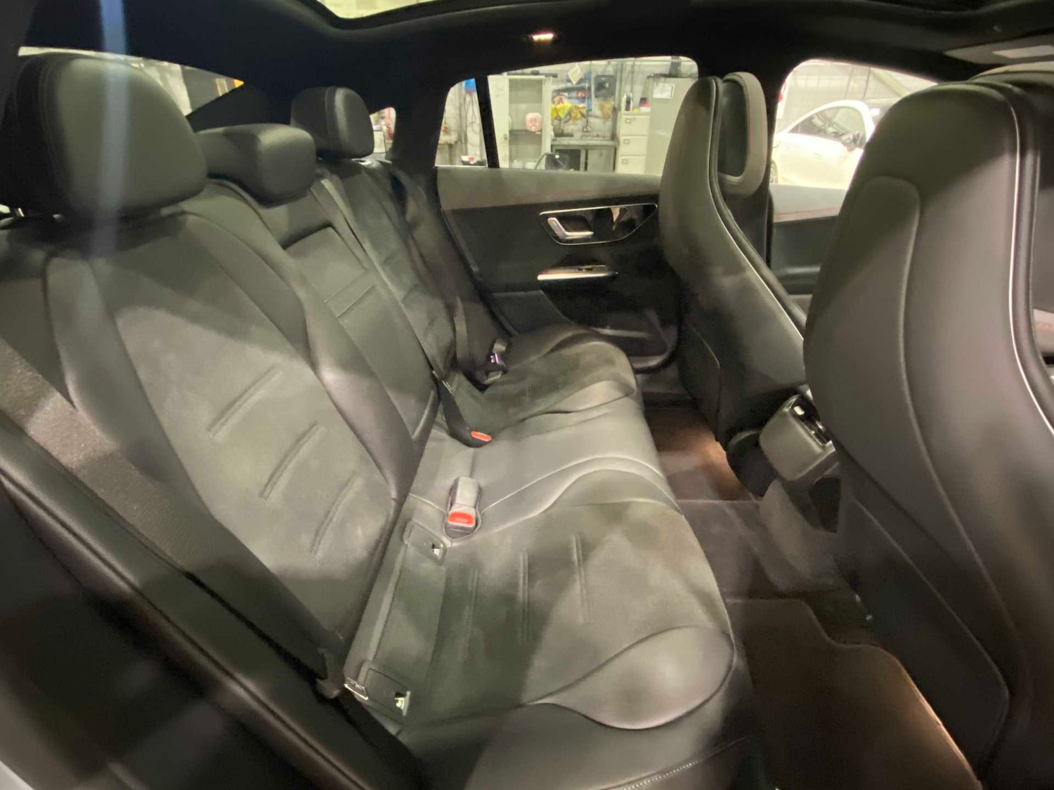 Used Mercedes-Benz EQA 2023 for sale - 76929047: Photo 17