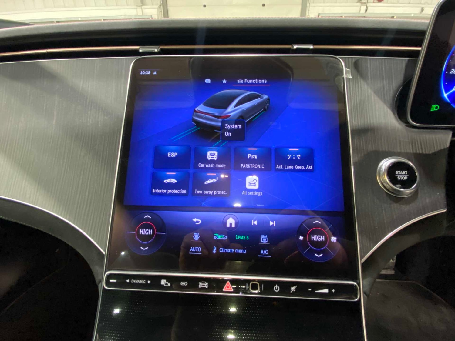 Used Mercedes-Benz EQA 2023 for sale - 76929047: Photo 34