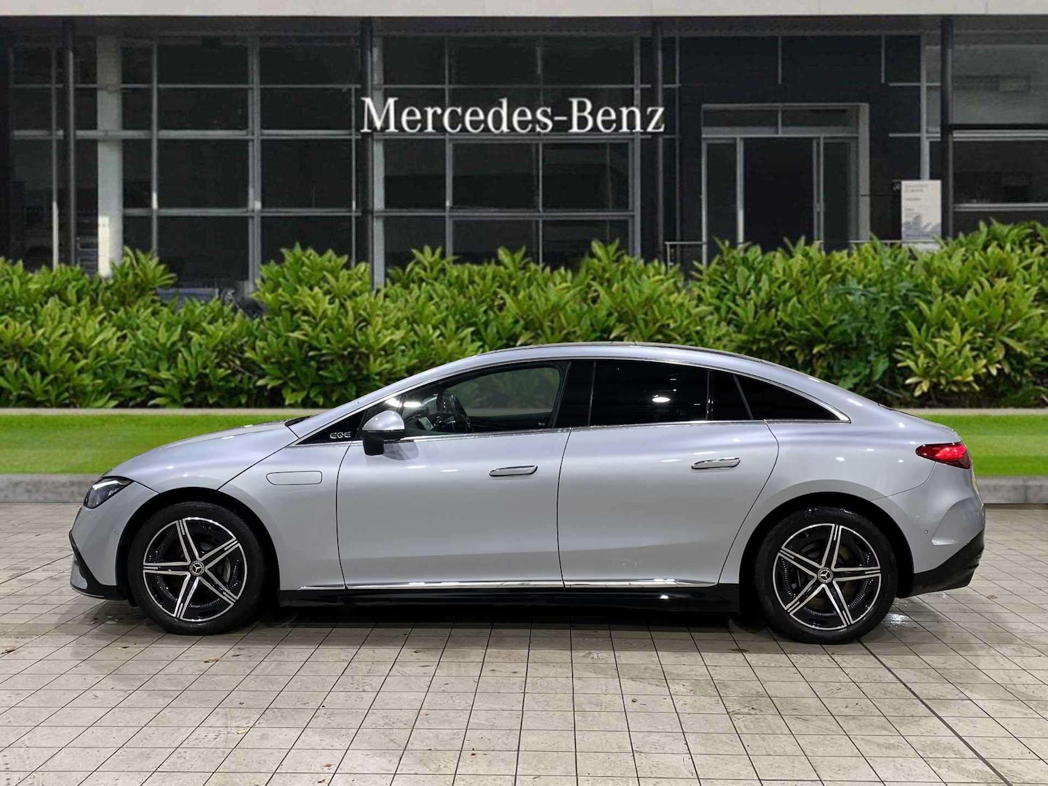 Used Mercedes-Benz EQA 2023 for sale - 76929047: Photo 4