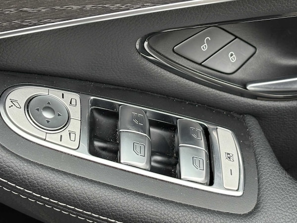 Used Mercedes-Benz GLC 2020 for sale - 76262406: Photo 23