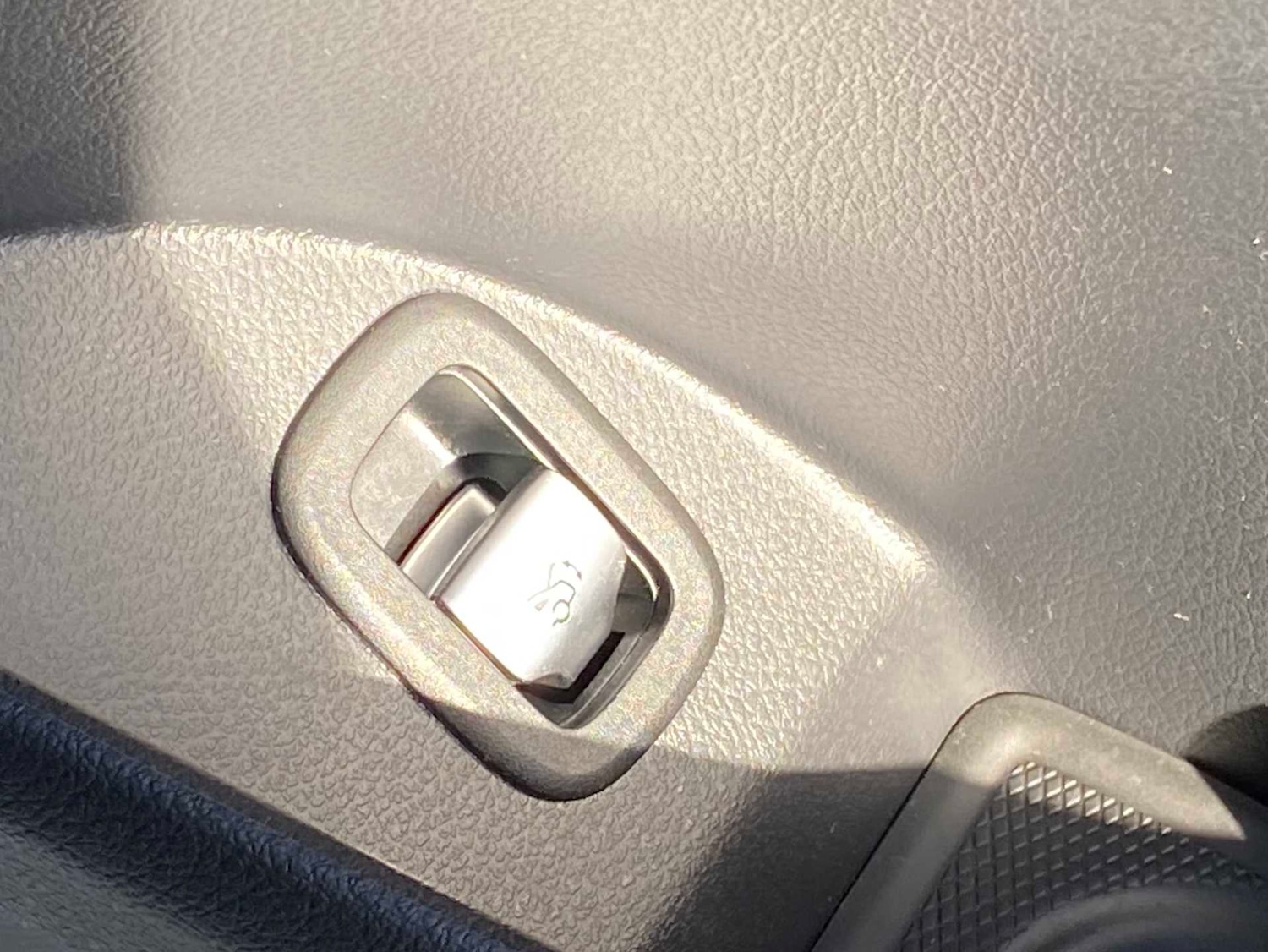 Used Mercedes-Benz GLC 2025 for sale - 77943144: Photo 24