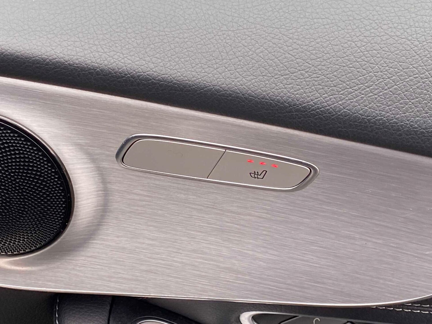 Used Mercedes-Benz C Class 2019 for sale - 77661061: Photo 17