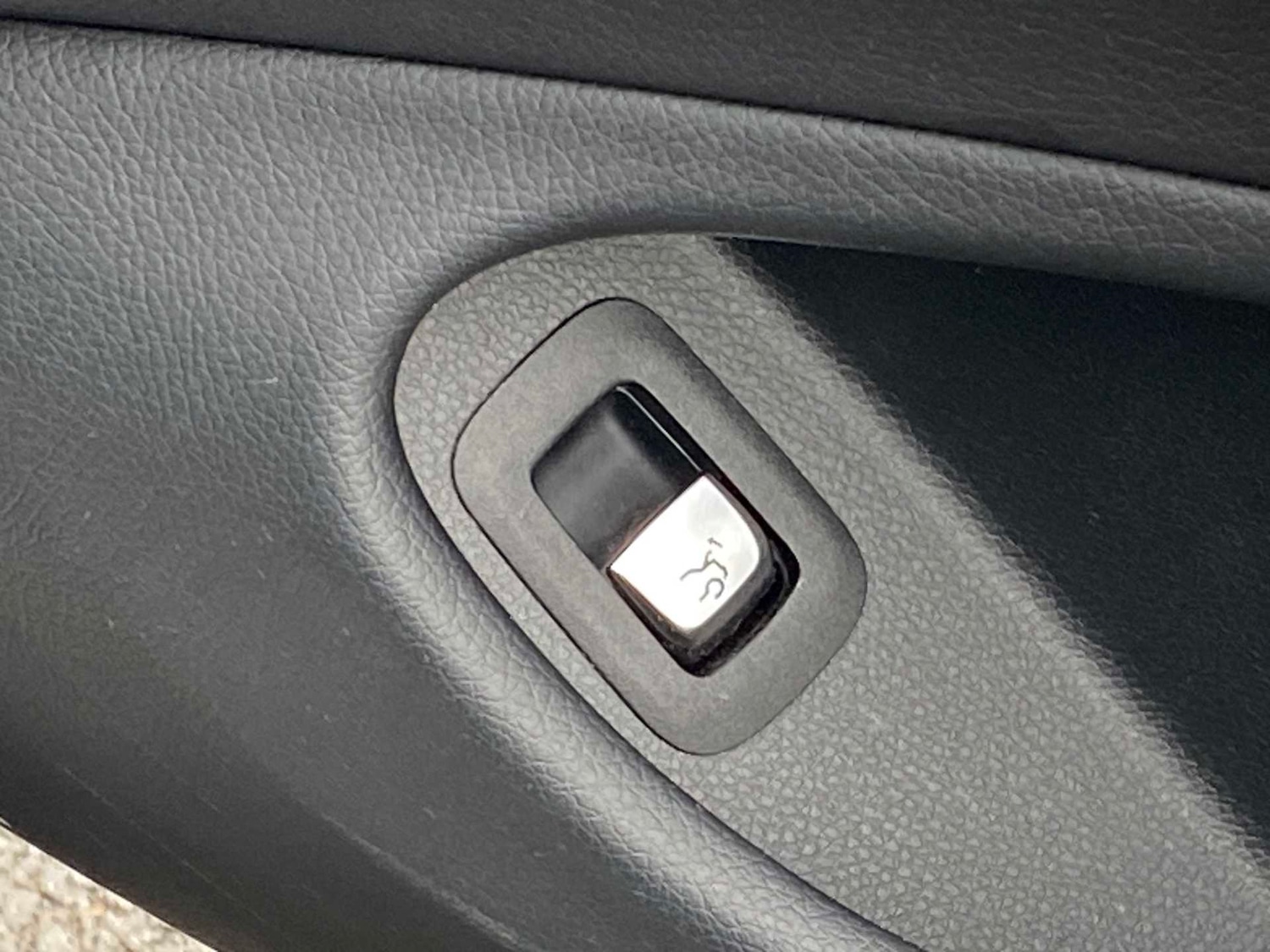 Used Mercedes-Benz C Class 2019 for sale - 77661061: Photo 19